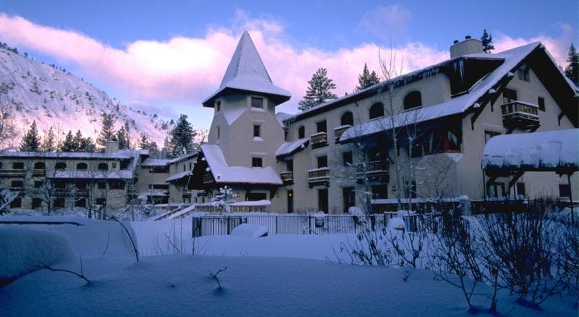 GetAways at Olympic Village Inn, Olympic Valley, photo 6