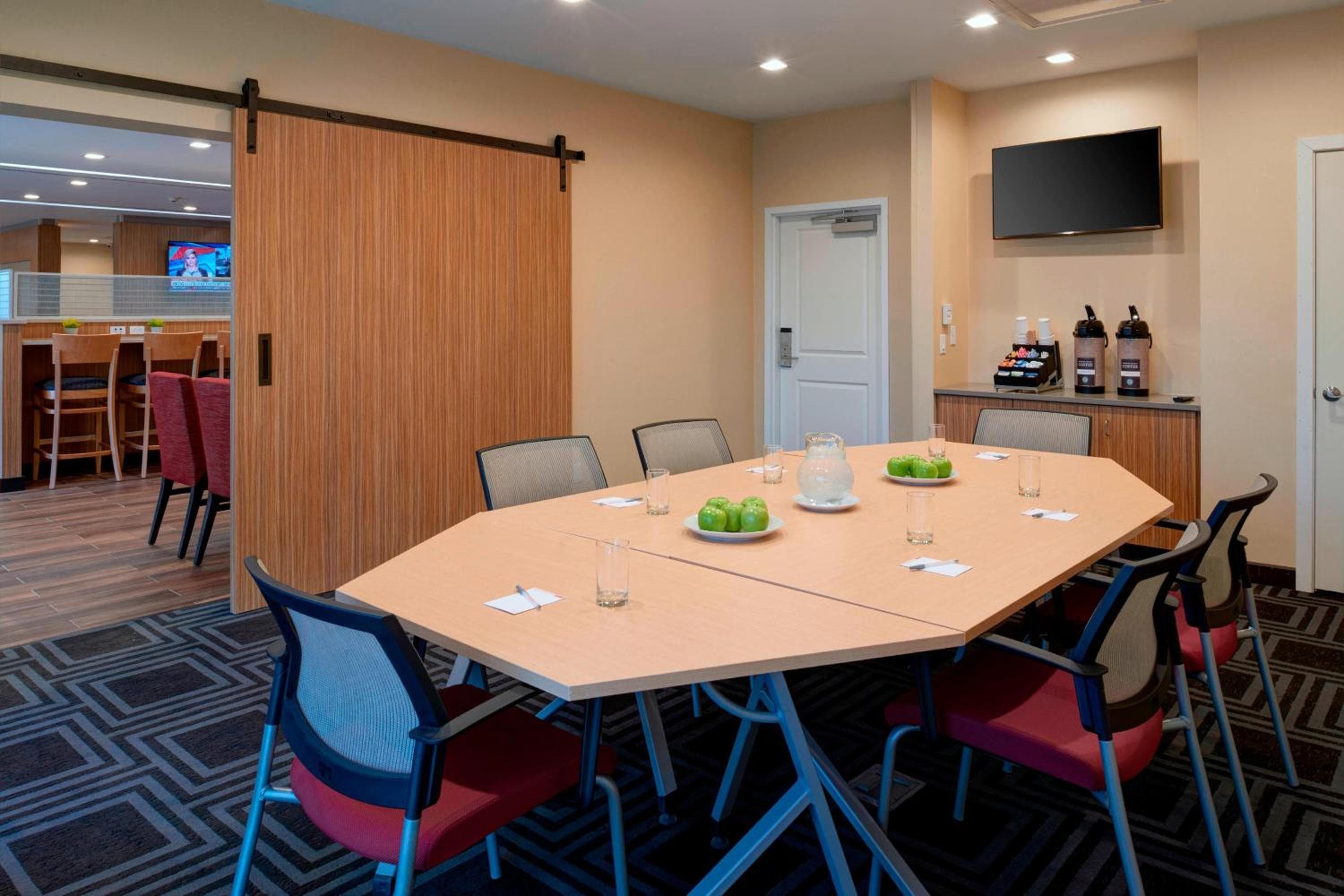 TownePlace Suites by Marriott Grand Rapids Airport, Grand Rapids, photo 6