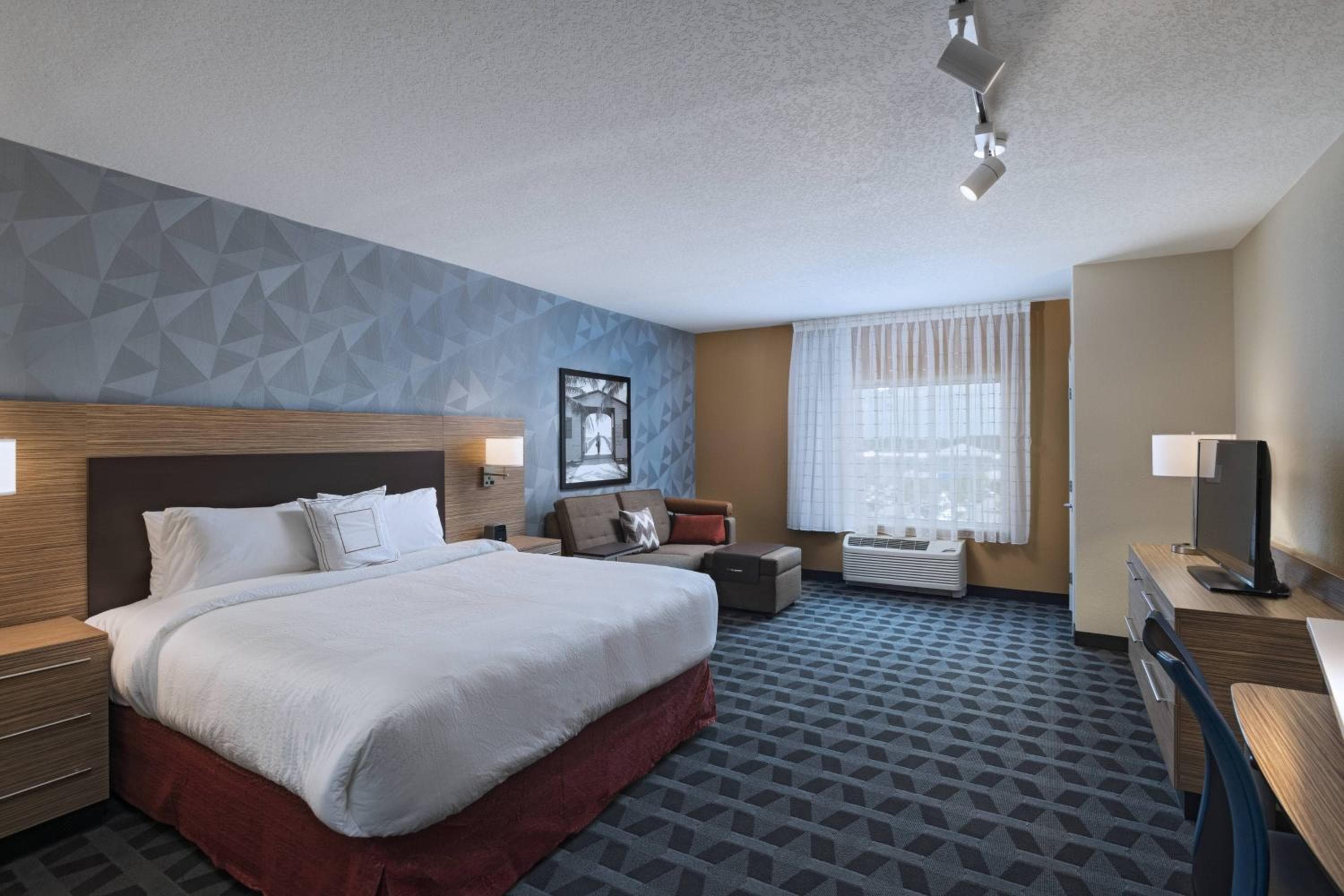 TownePlace Suites by Marriott Naples, Naples, photo 3