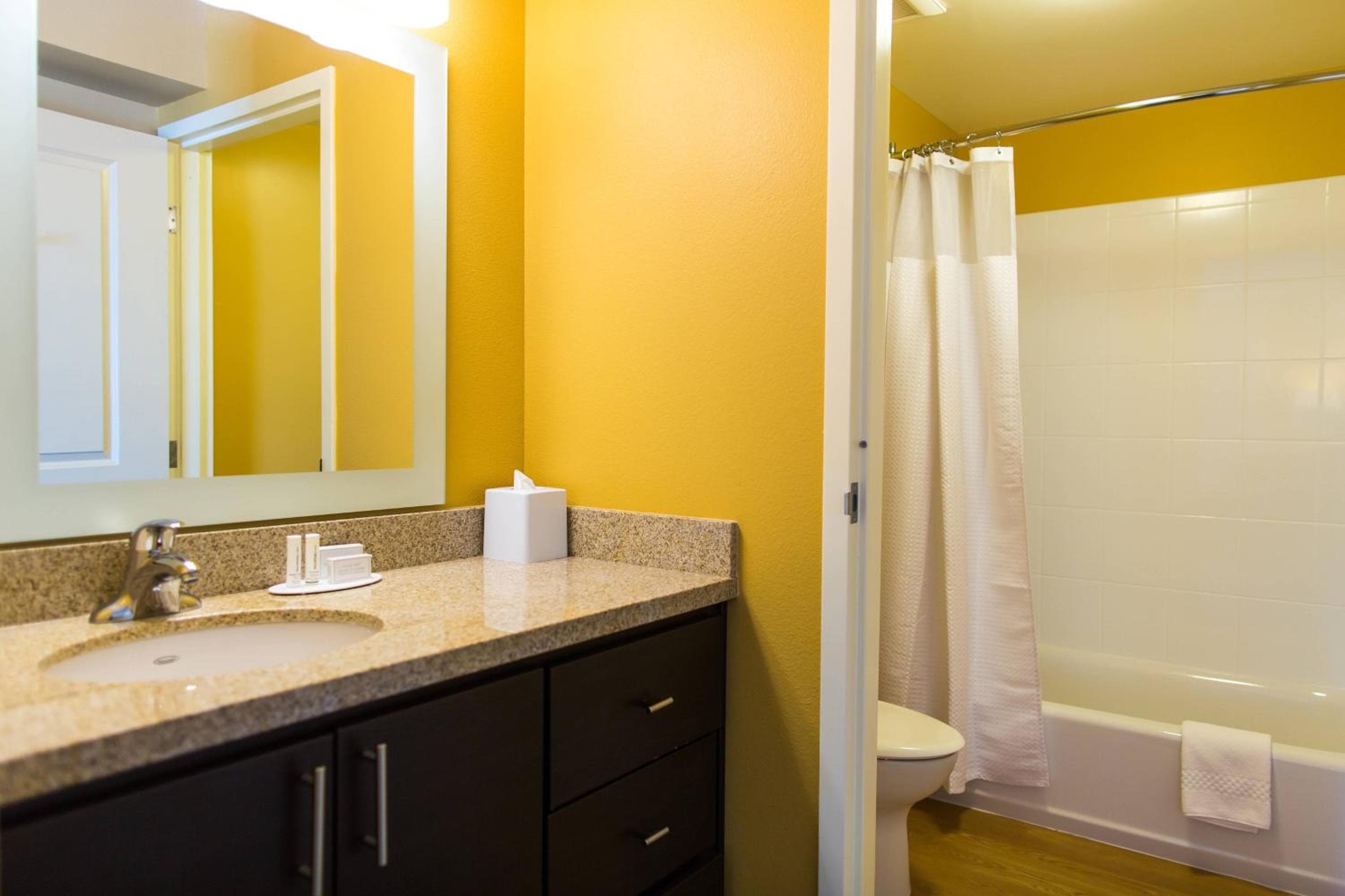 TownePlace Suites by Marriott Lancaster, Lancaster, photo 2