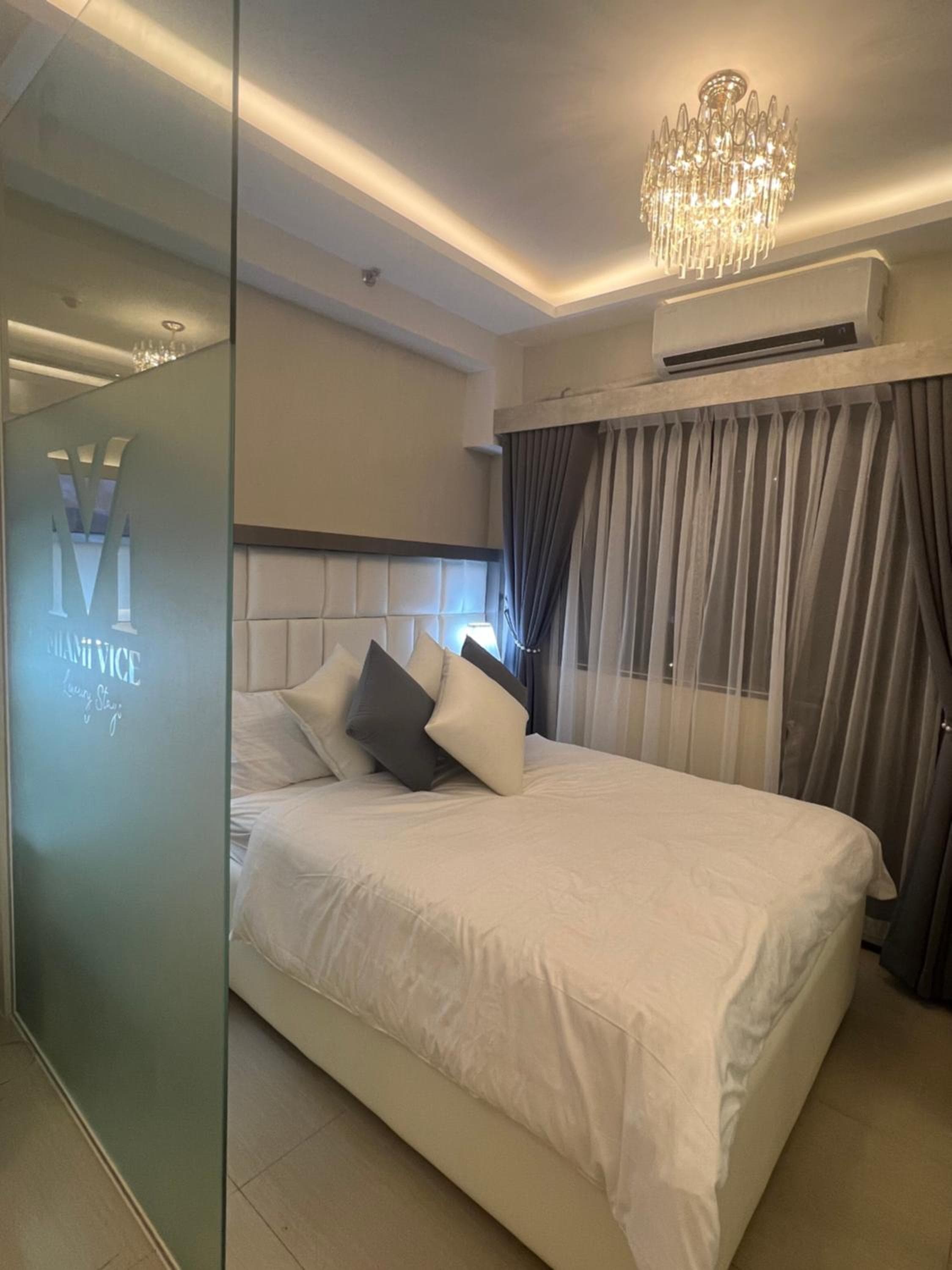 MiamiViceLuxuryStays at Shore2, Manila, photo 5