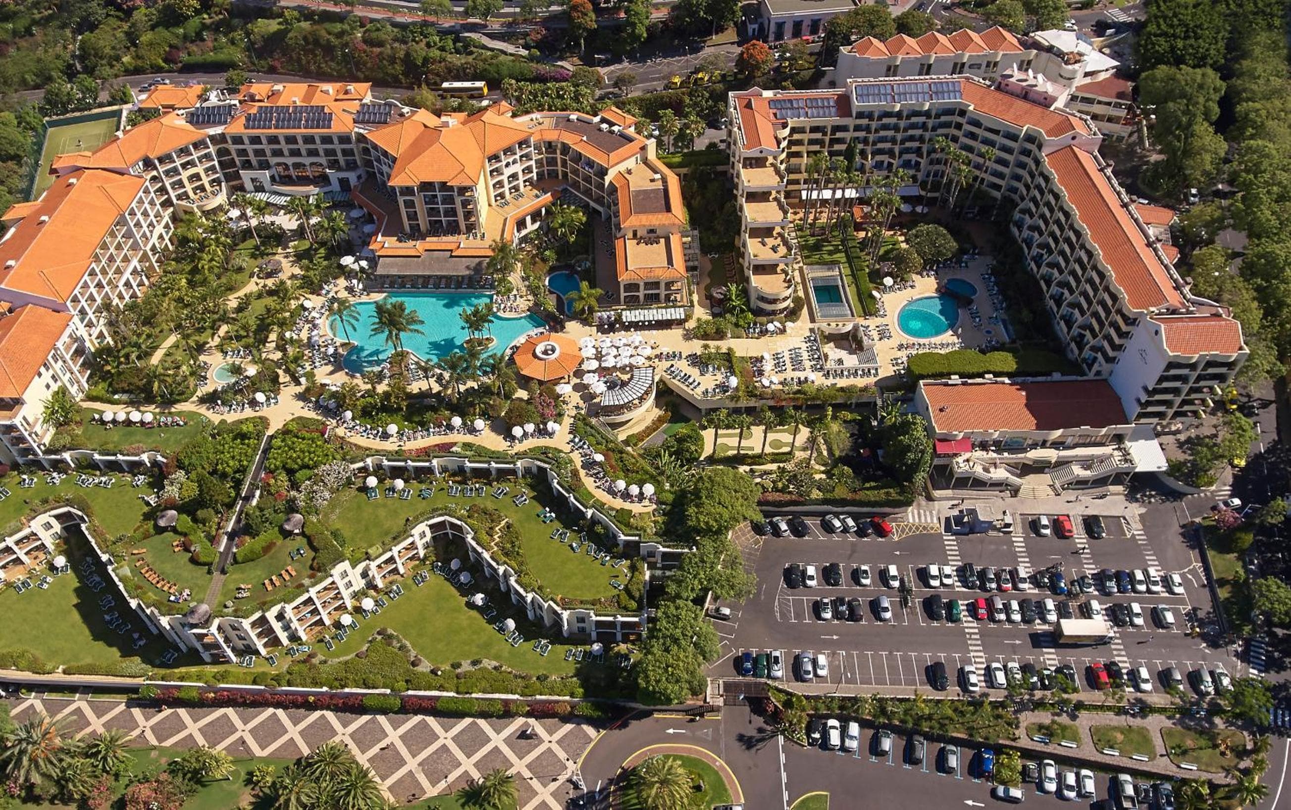 Suite Hotel Eden Mar - PortoBay, Funchal
