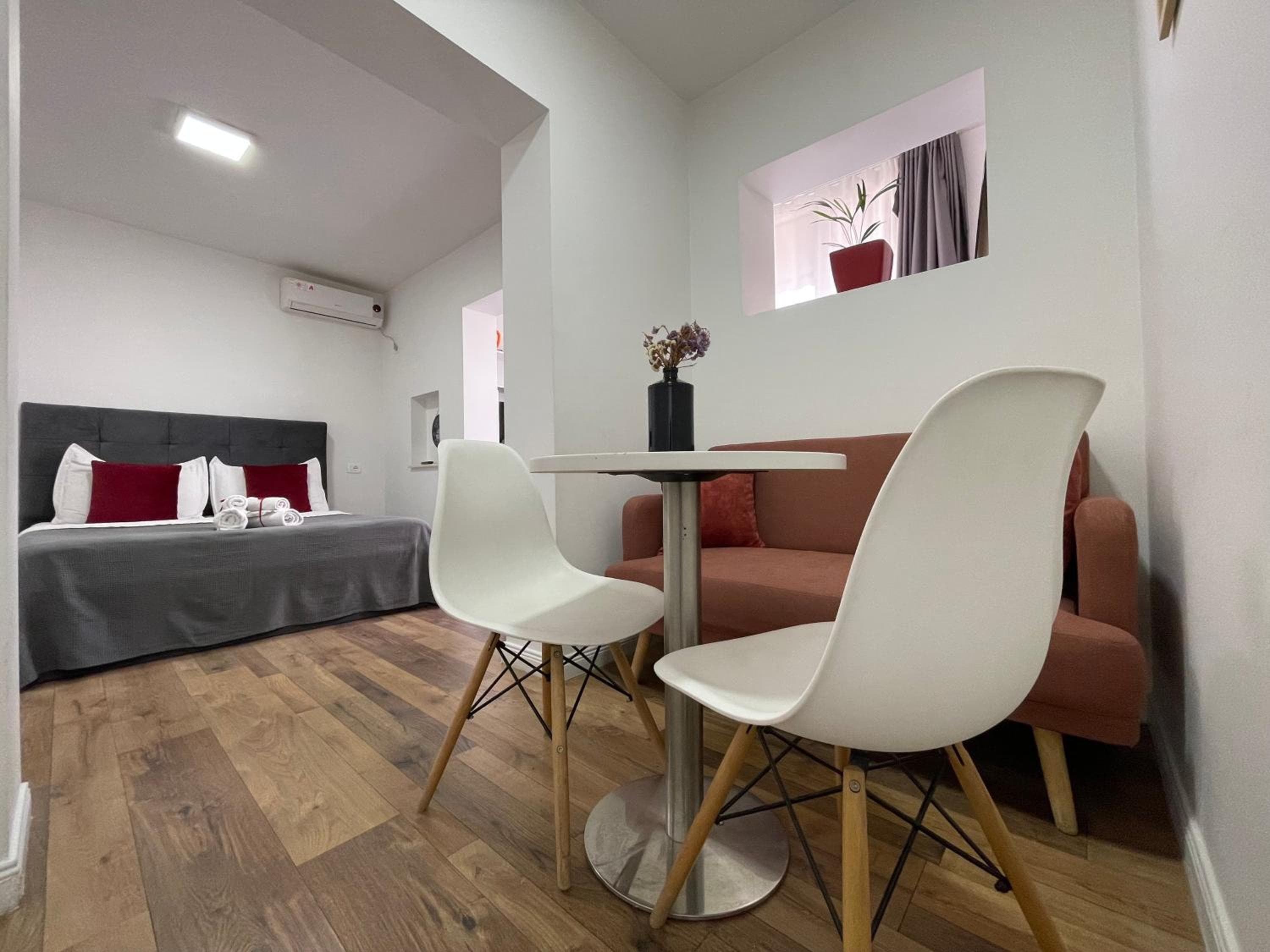 Central Studio Apartments, Tirana