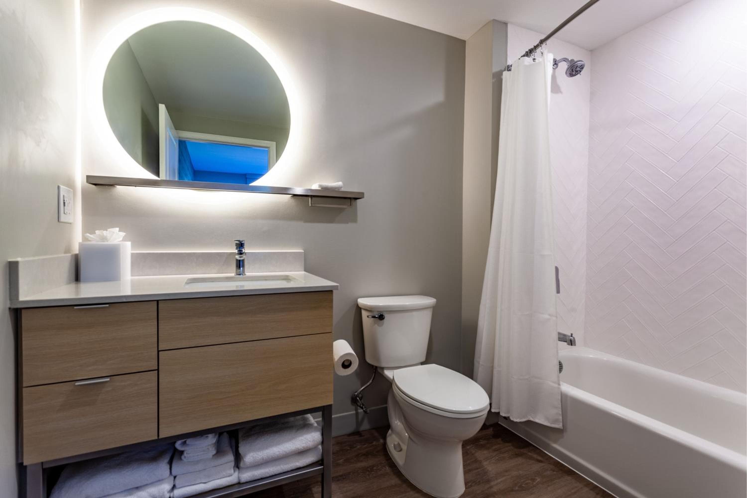 TownePlace Suites by Marriott Raleigh - University Area, Raleigh, photo 4