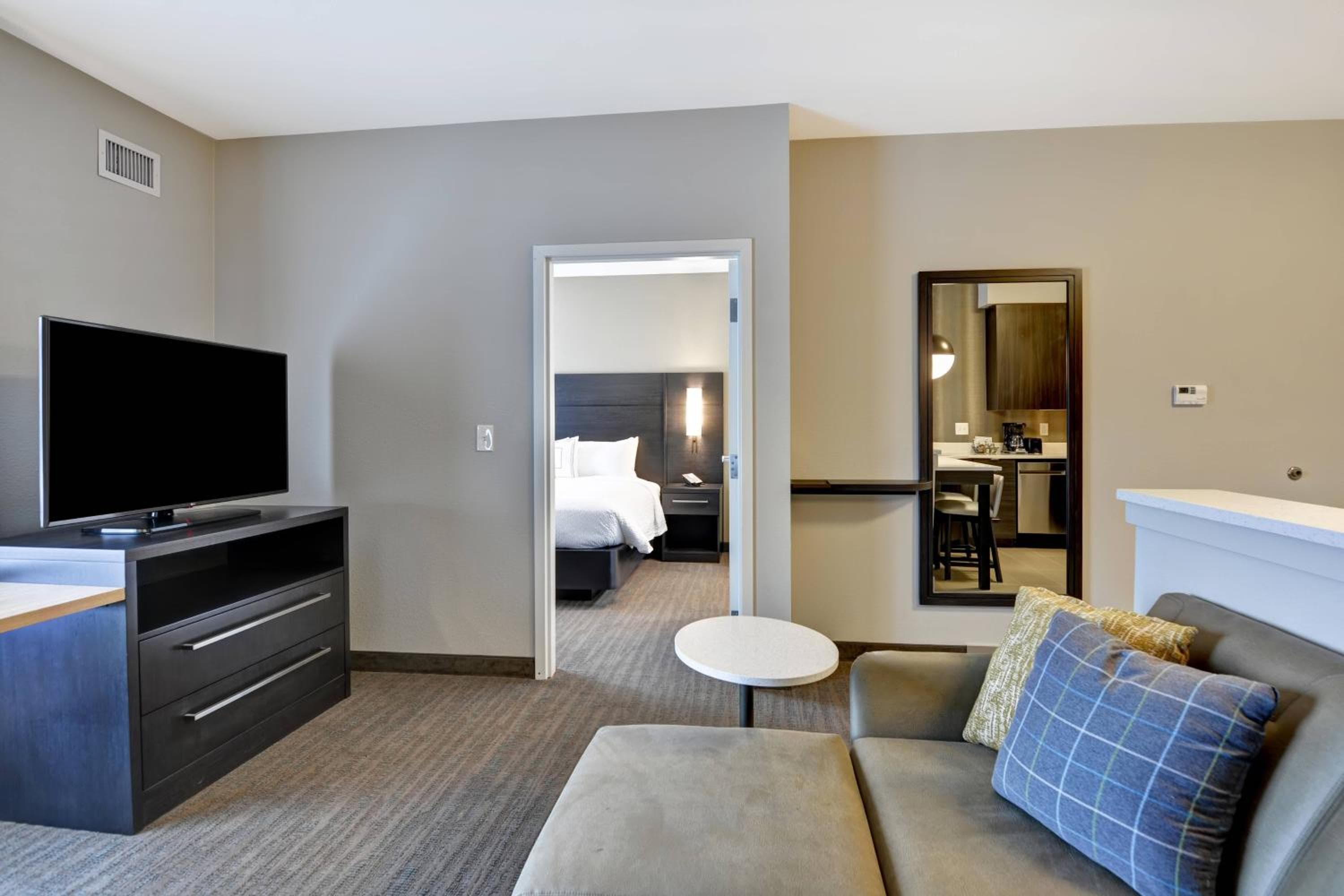 Residence Inn by Marriott Cleveland Airport/Middleburg Heights, Cleveland, photo 4
