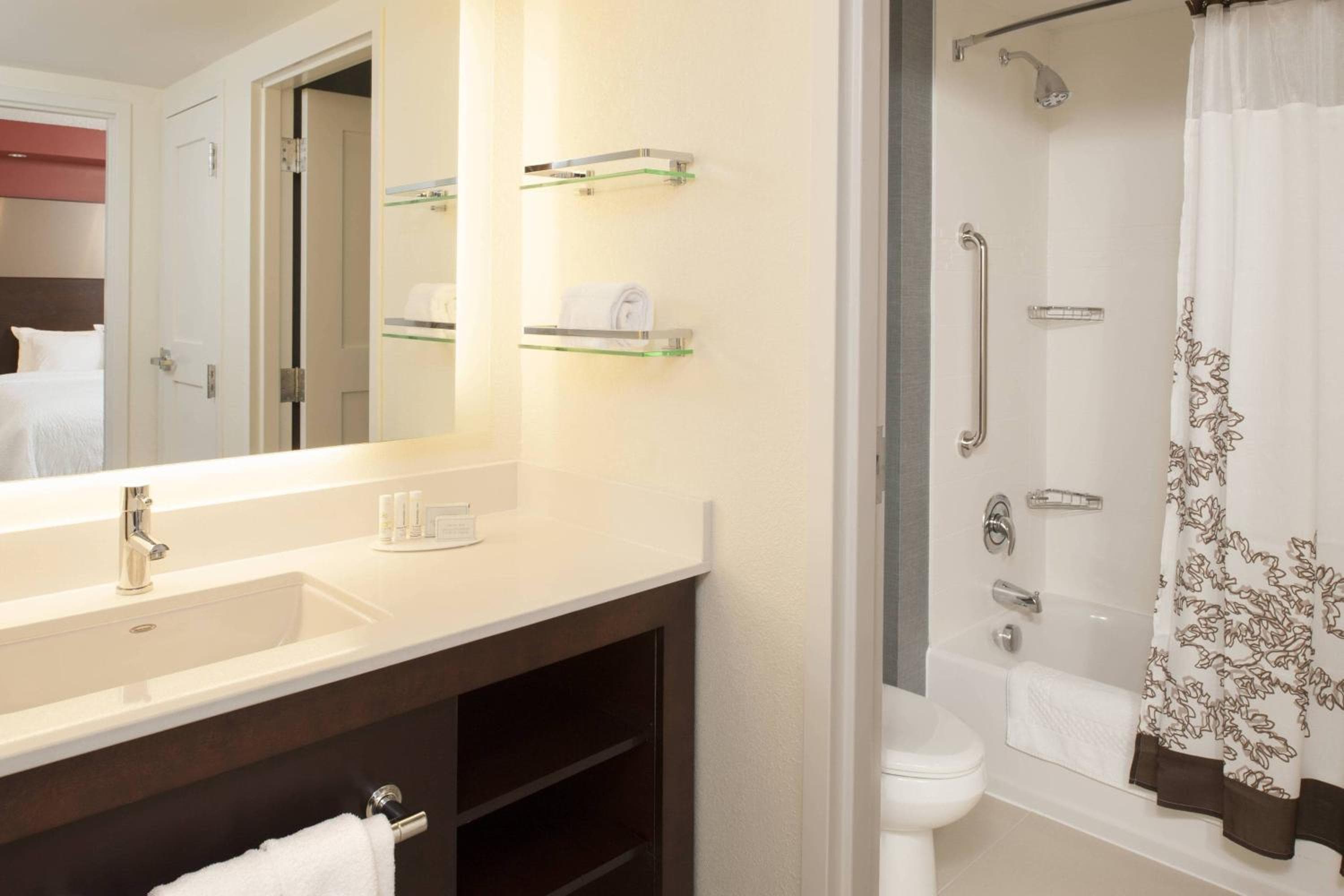 Residence Inn by Marriott Grand Rapids Airport, Grand Rapids, photo 6