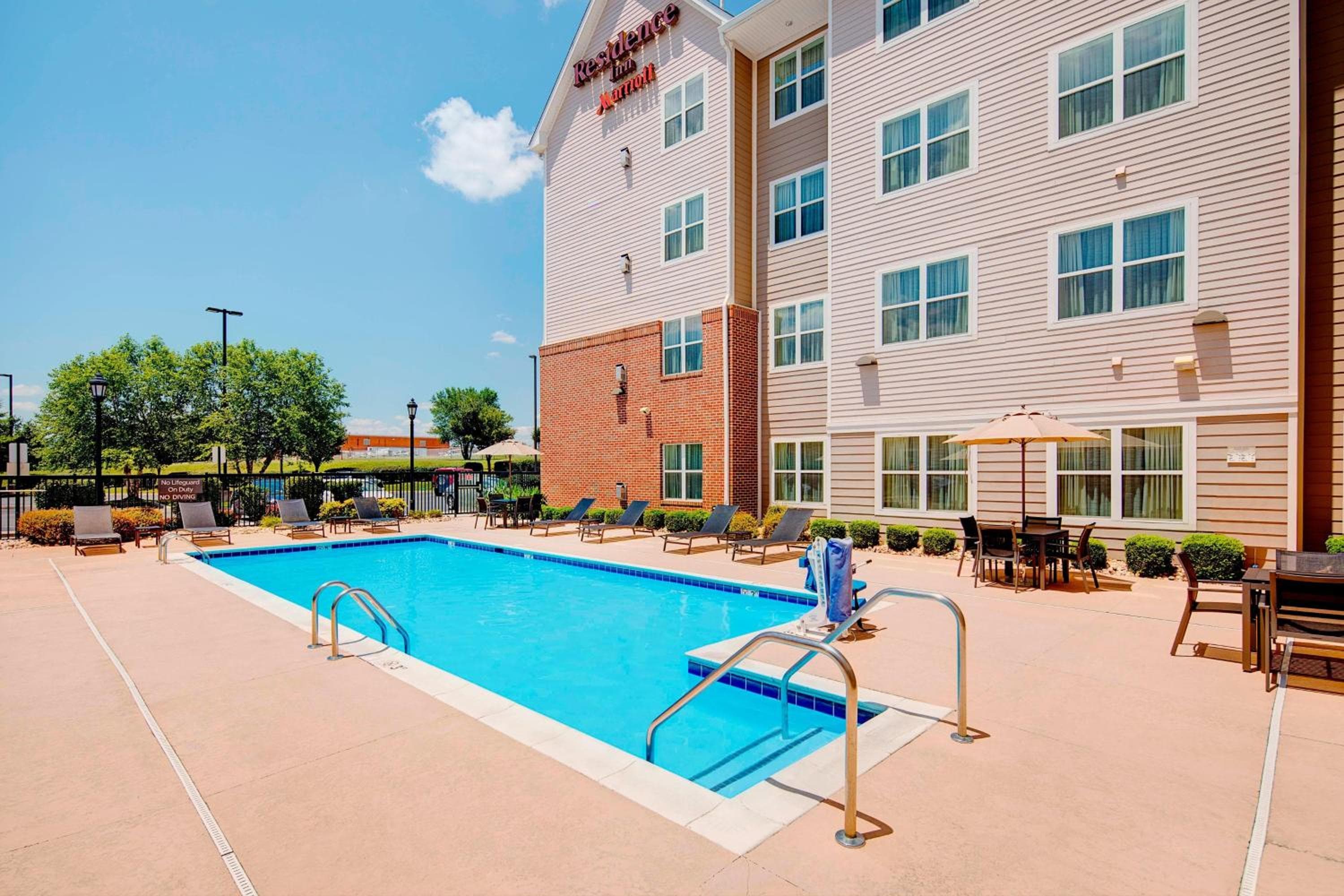 Residence Inn by Marriott Roanoke Airport, photo 5