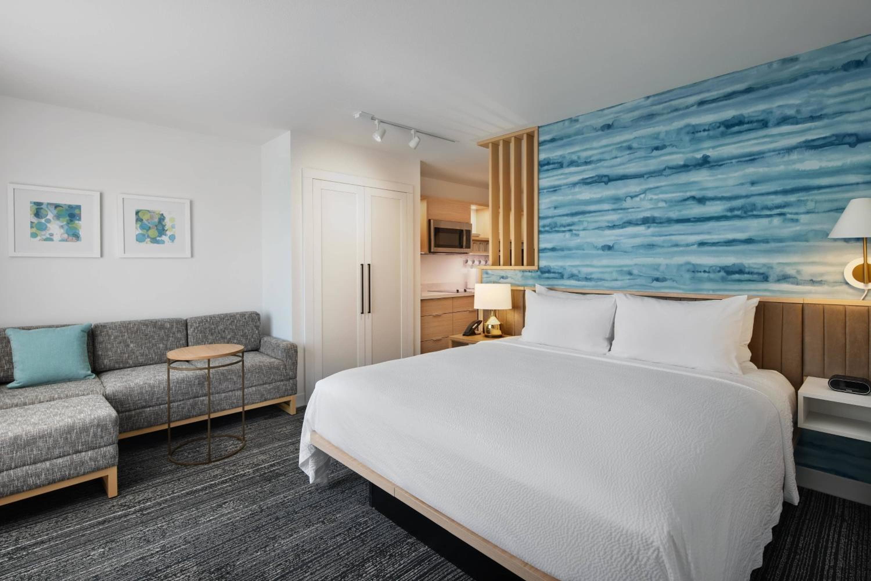TownePlace Suites by Marriott Tampa Casino Area, Tampa, photo 2