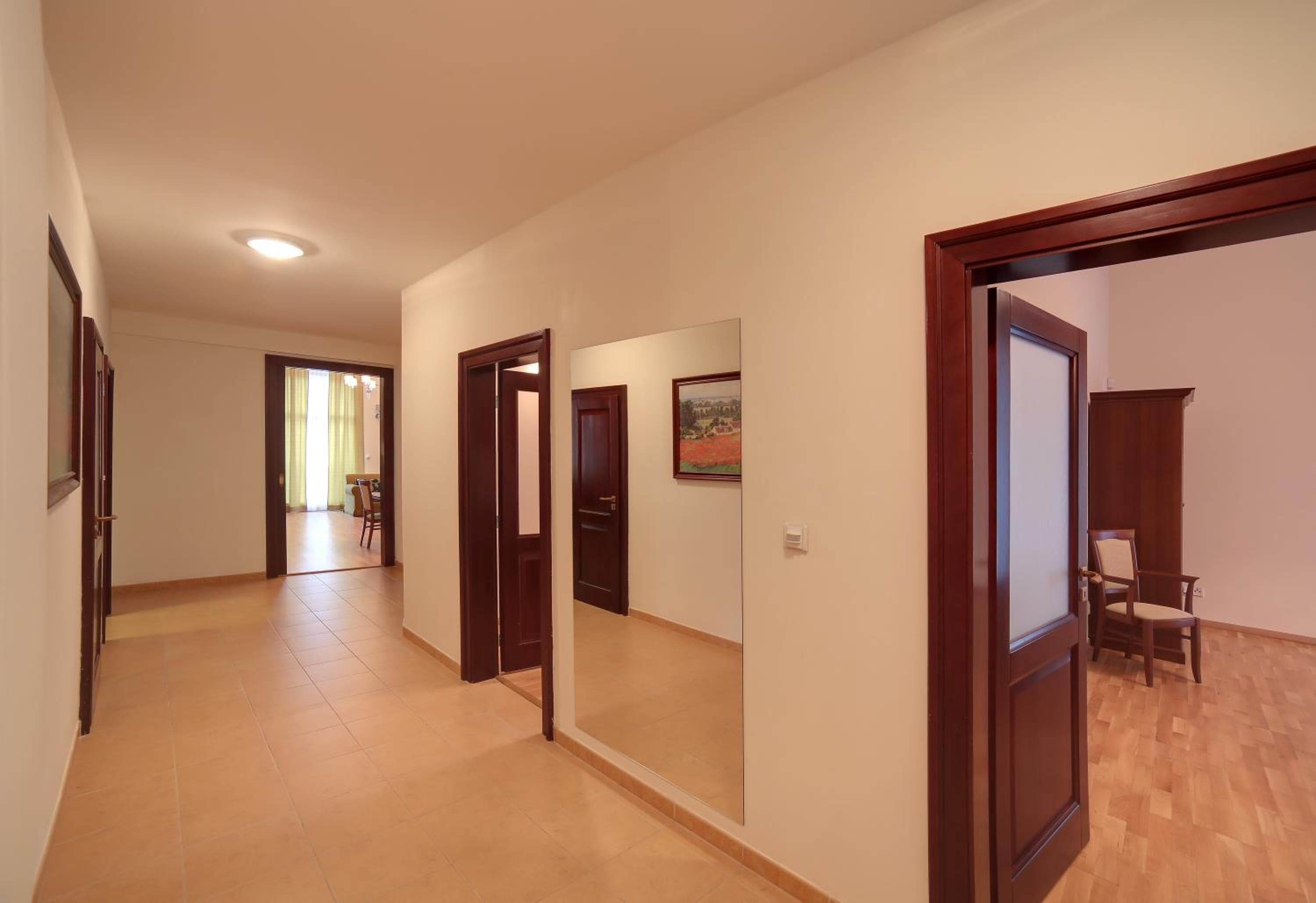 Slunecni Lazne Apartments, Karlovy Vary, photo 6