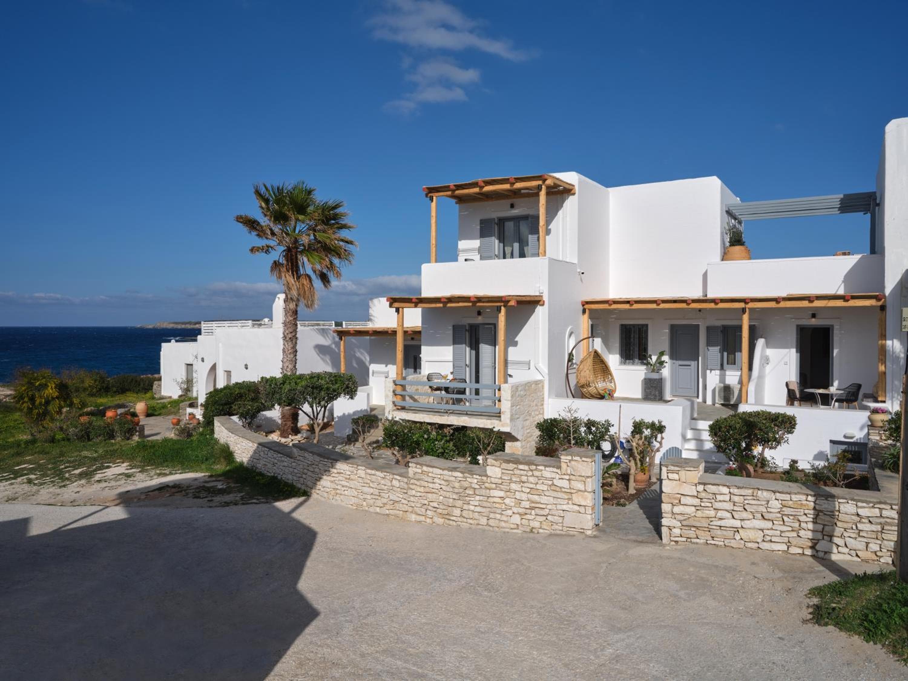 Ariti Seaside Residence, Naousa