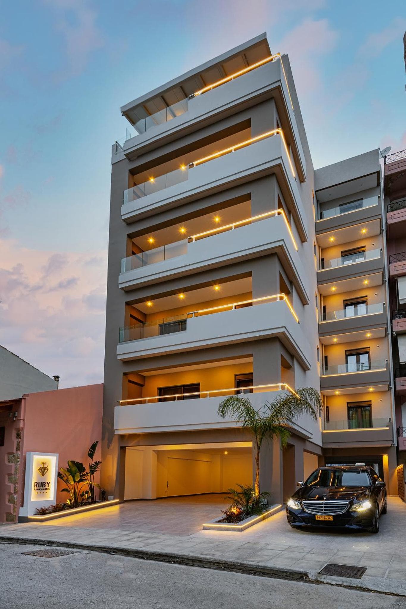 Ruby Luxury Suites, Chania Town
