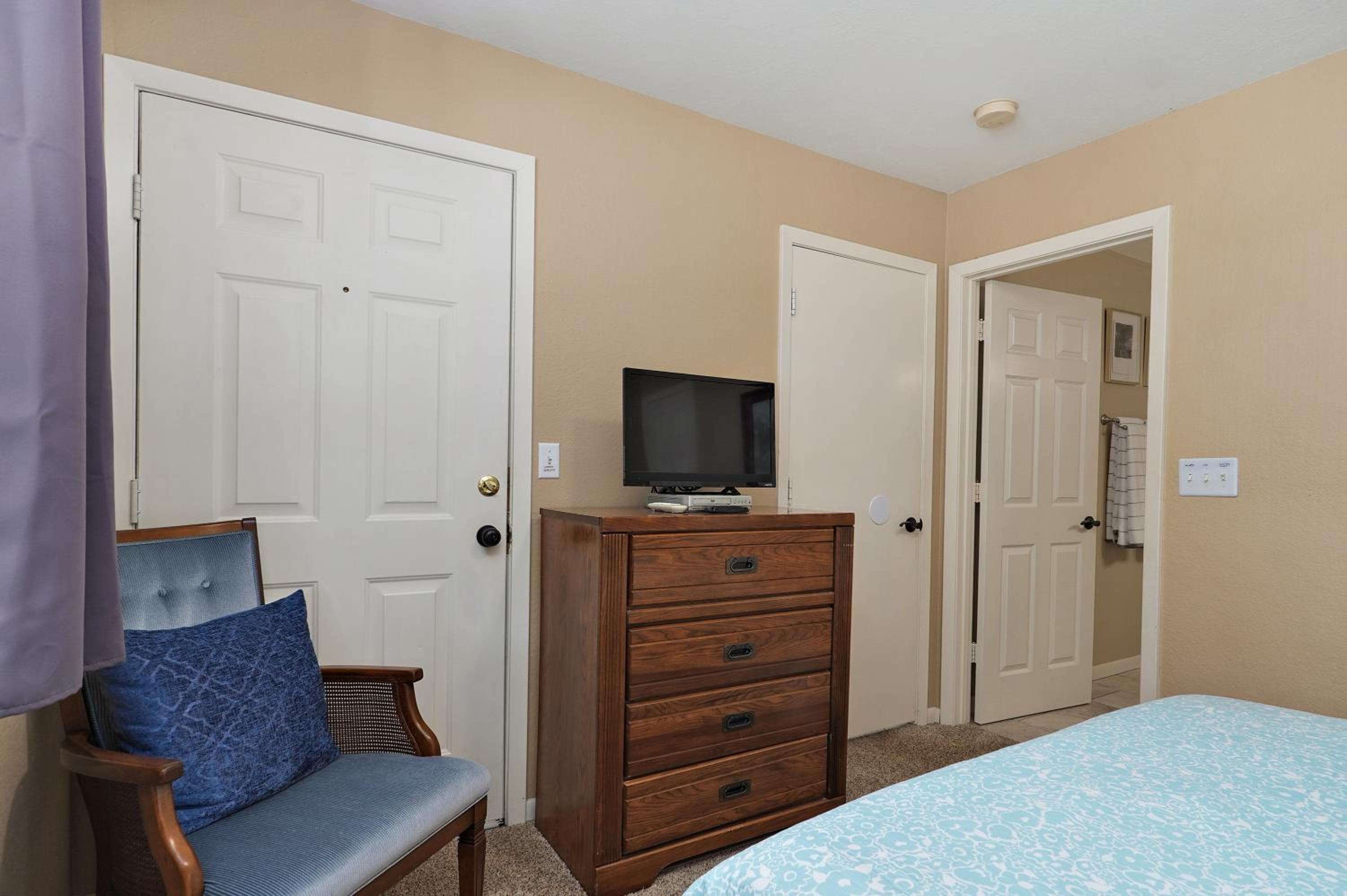 Cozy Top Floor 2BR Condo with View and Amenities!!, Branson, photo 4