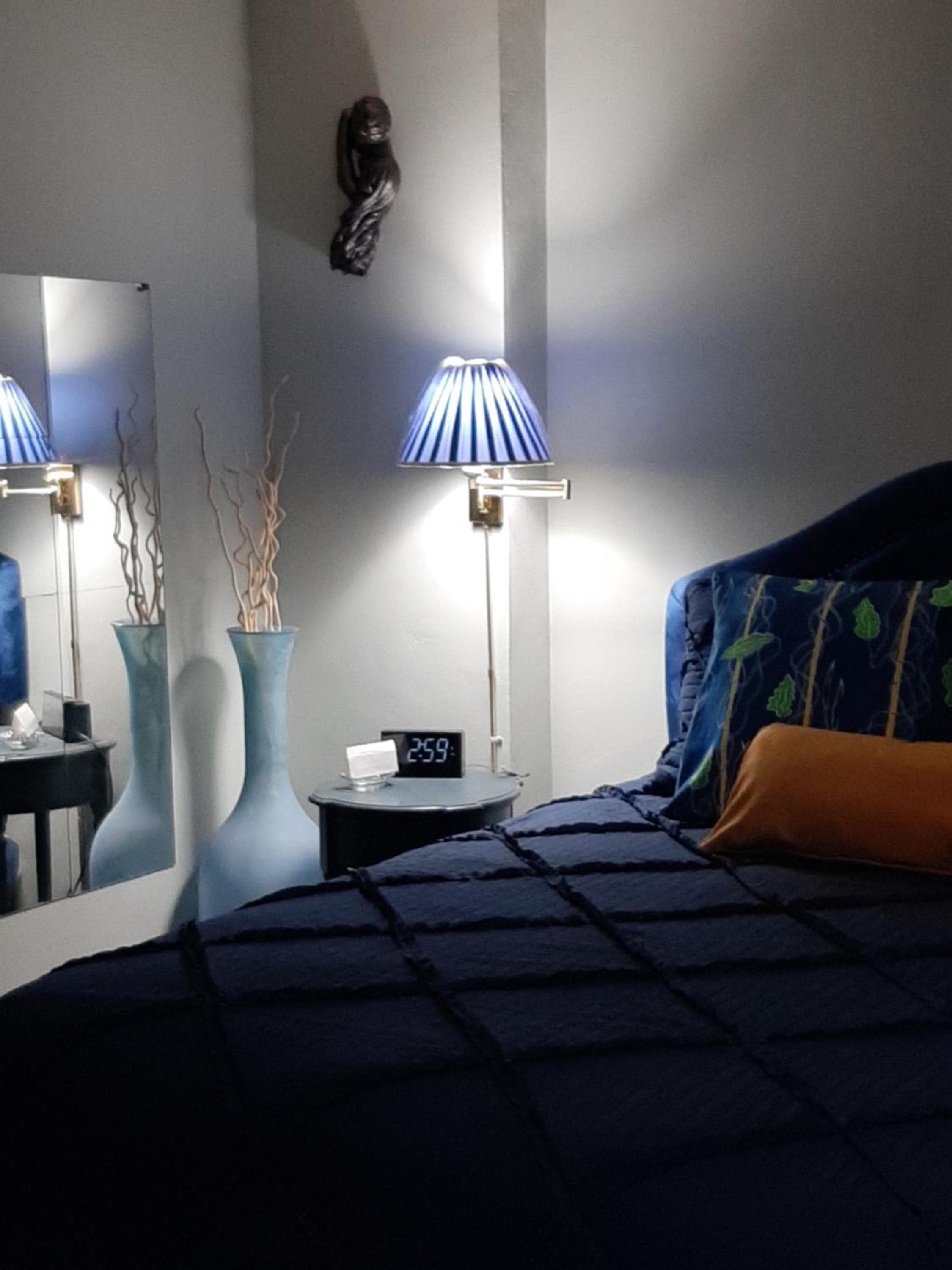 HARRY'S MAN CAVE - A Vintage Motel on the Historic 395 route - The New Star Motel Experience, Moreno Valley, photo 6