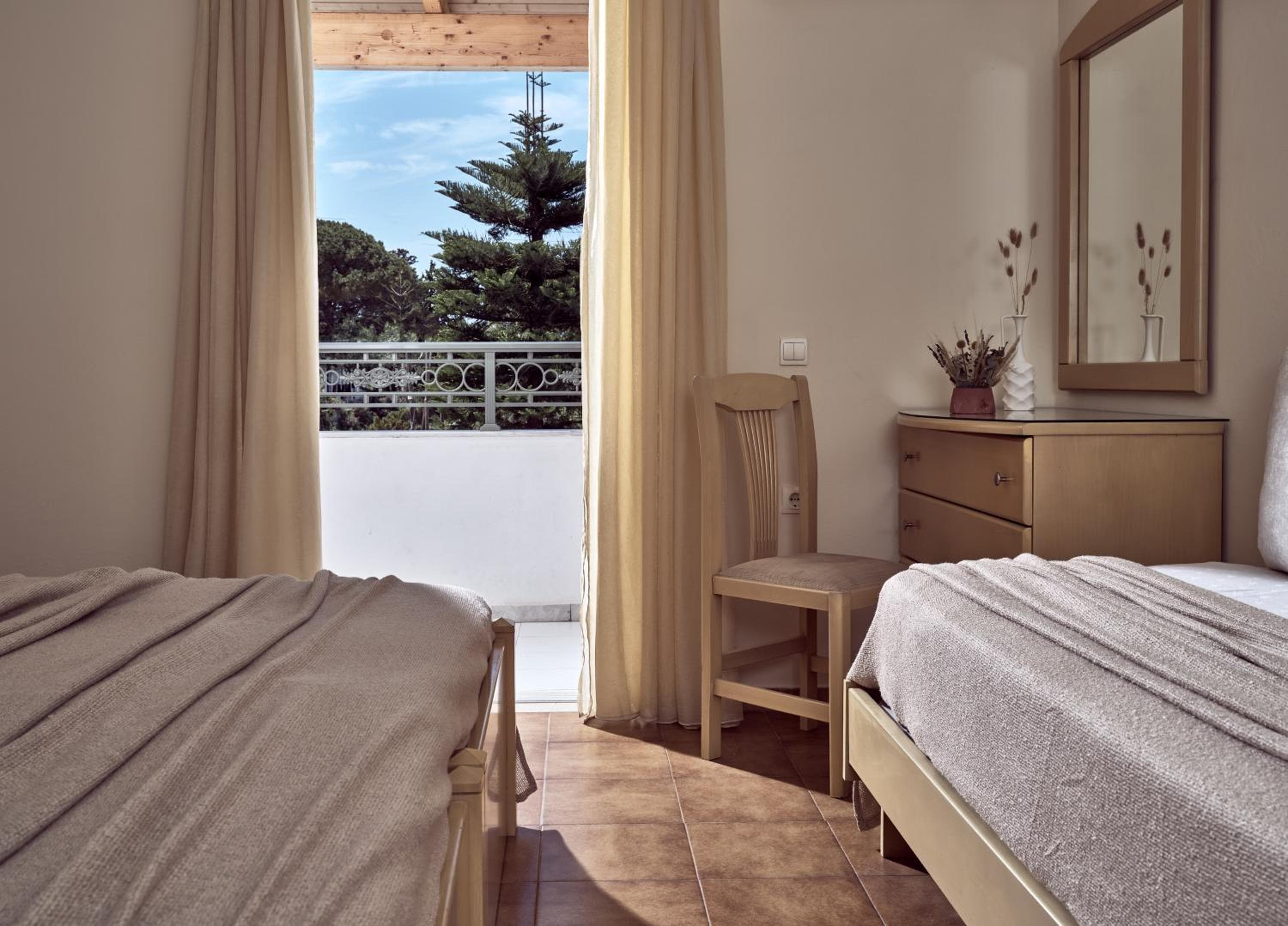 Windmill Hotel, Argasi, photo 3