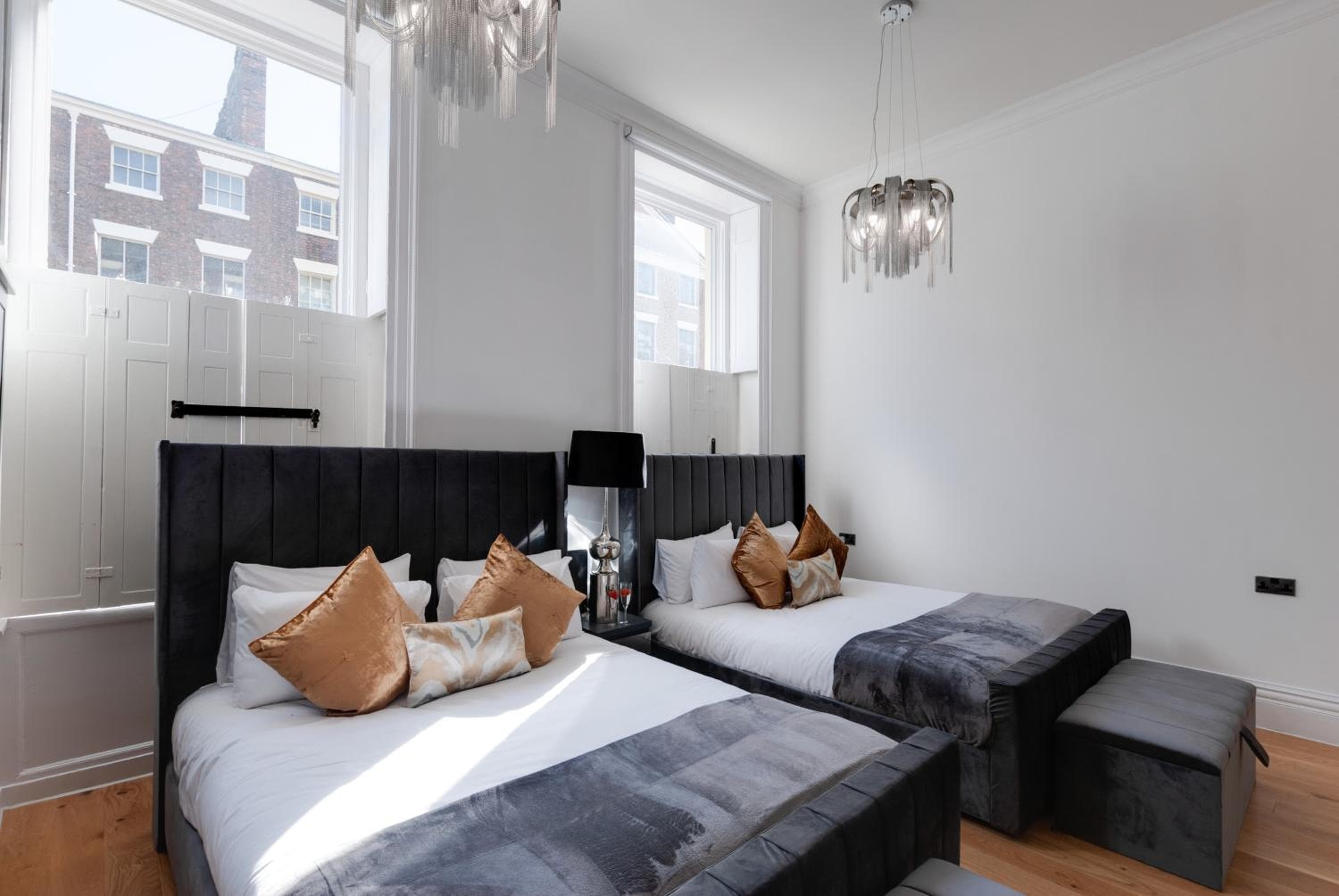 80 by Elite, Liverpool