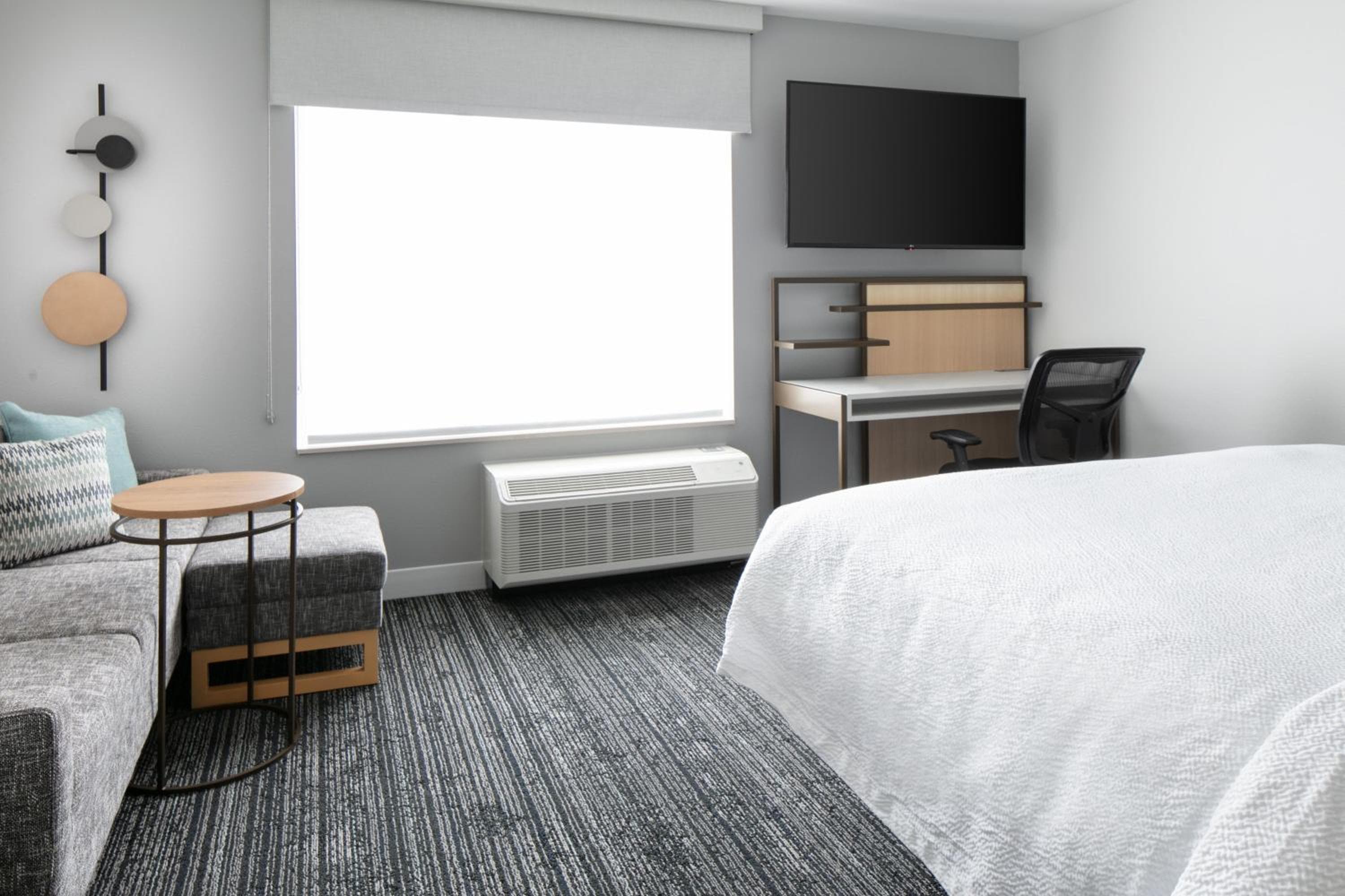TownePlace Suites by Marriott Oshkosh, Oshkosh, photo 4