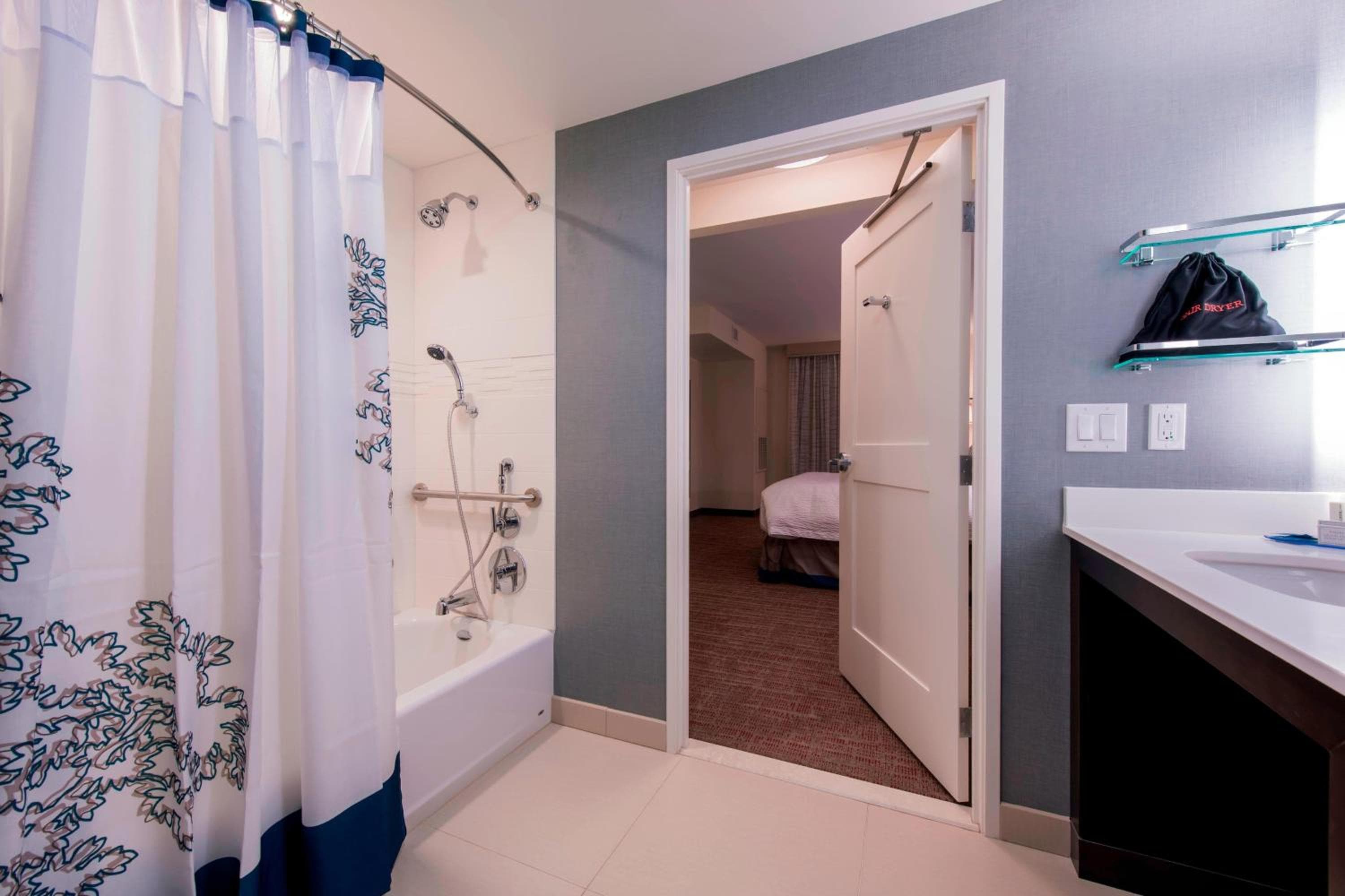 Residence Inn by Marriott Nashua, photo 3