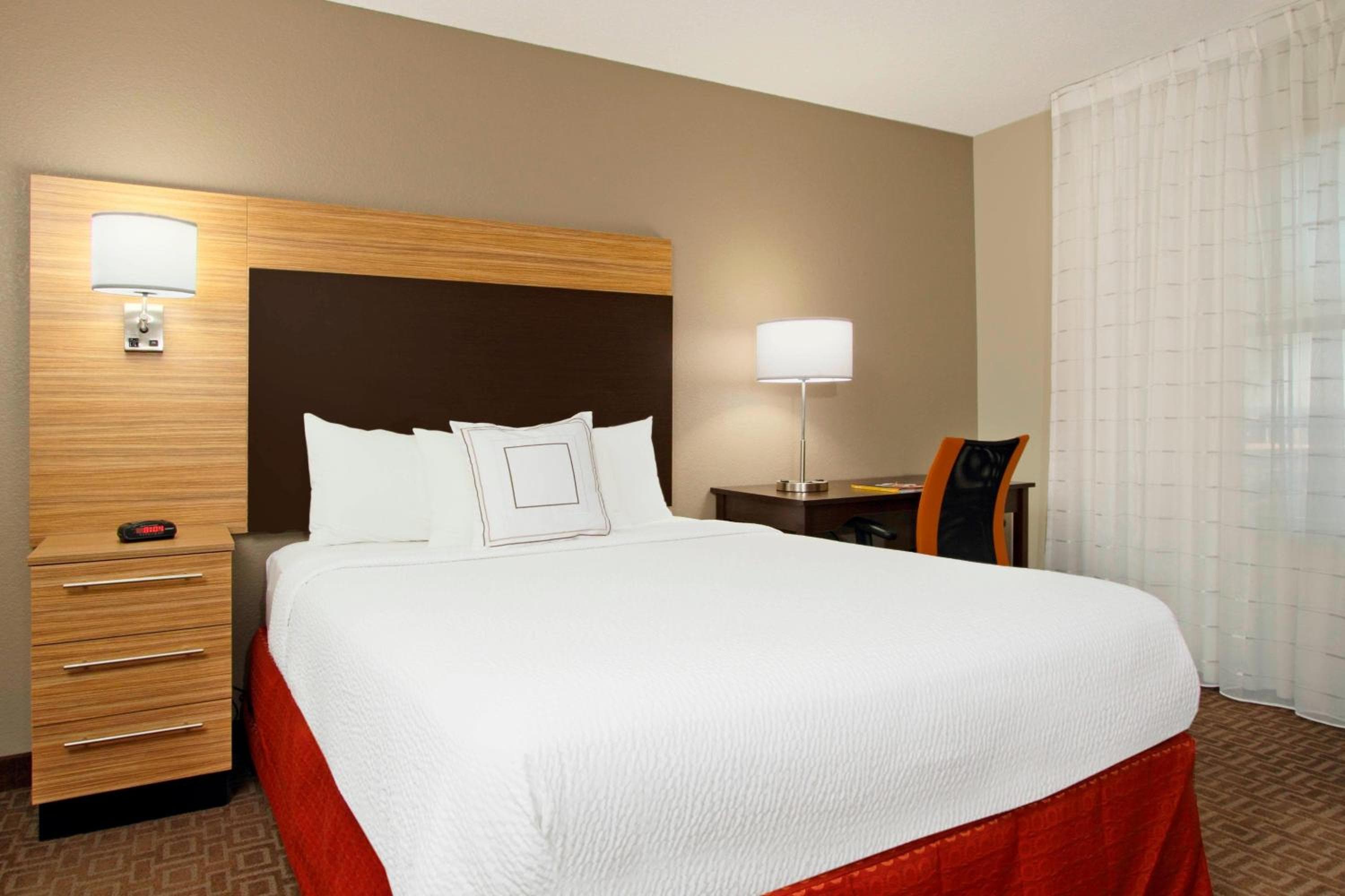 TownePlace Suites Fort Worth Southwest TCU Area, Fort Worth, photo 3