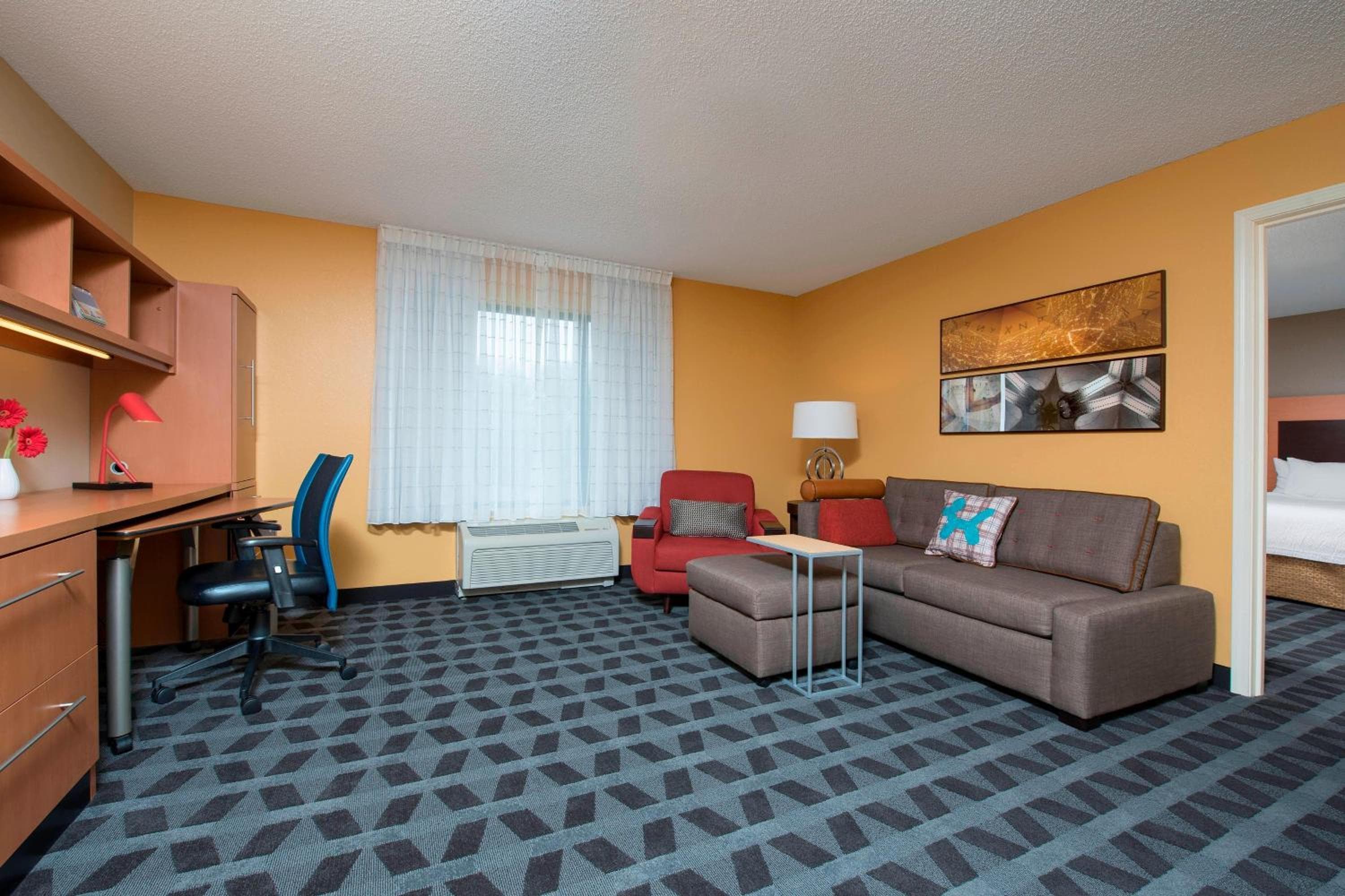 TownePlace Suites by Marriott Kalamazoo, Kalamazoo, photo 2