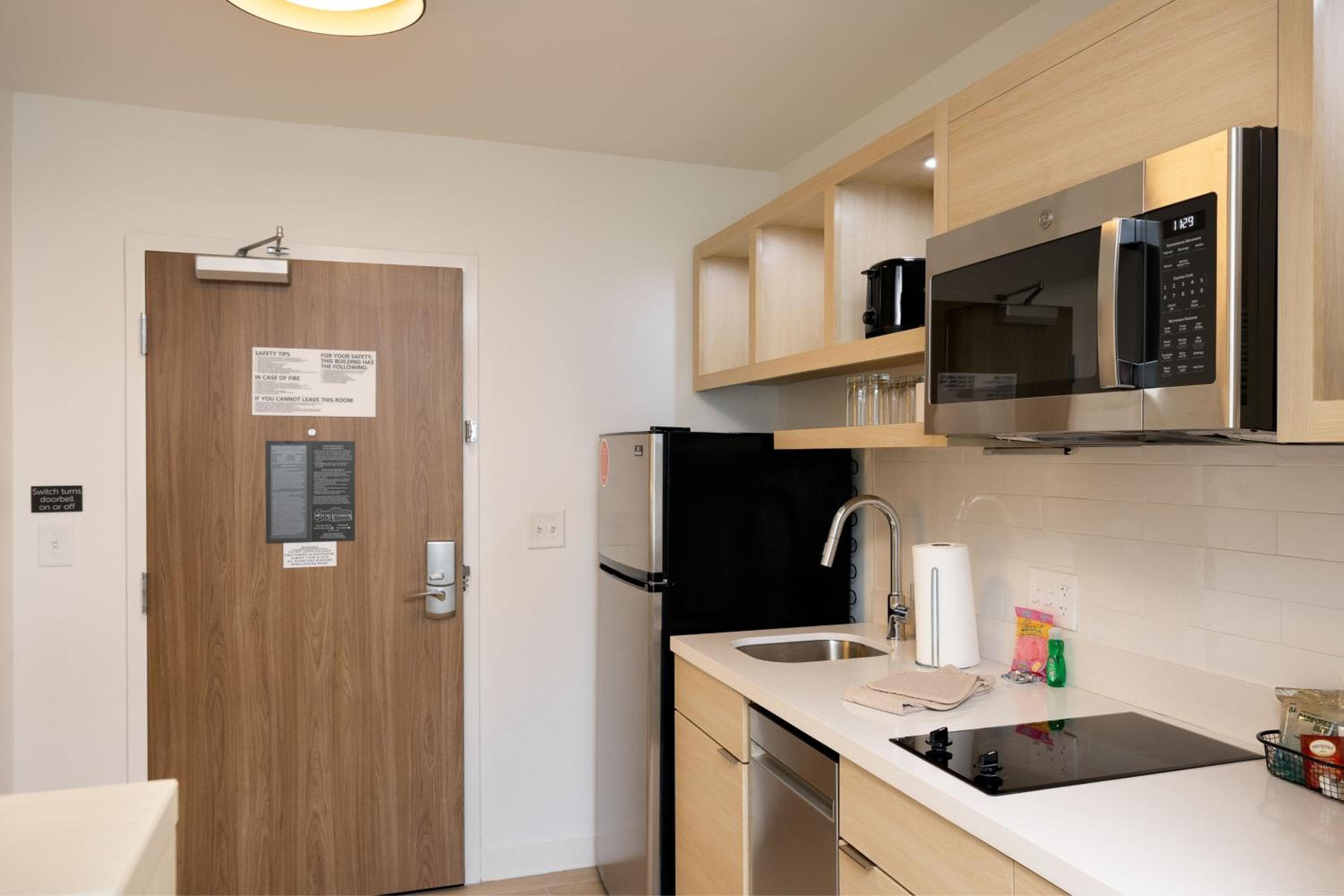 TownePlace Suites by Marriott Canton Riverstone Parkway, Canton, photo 3