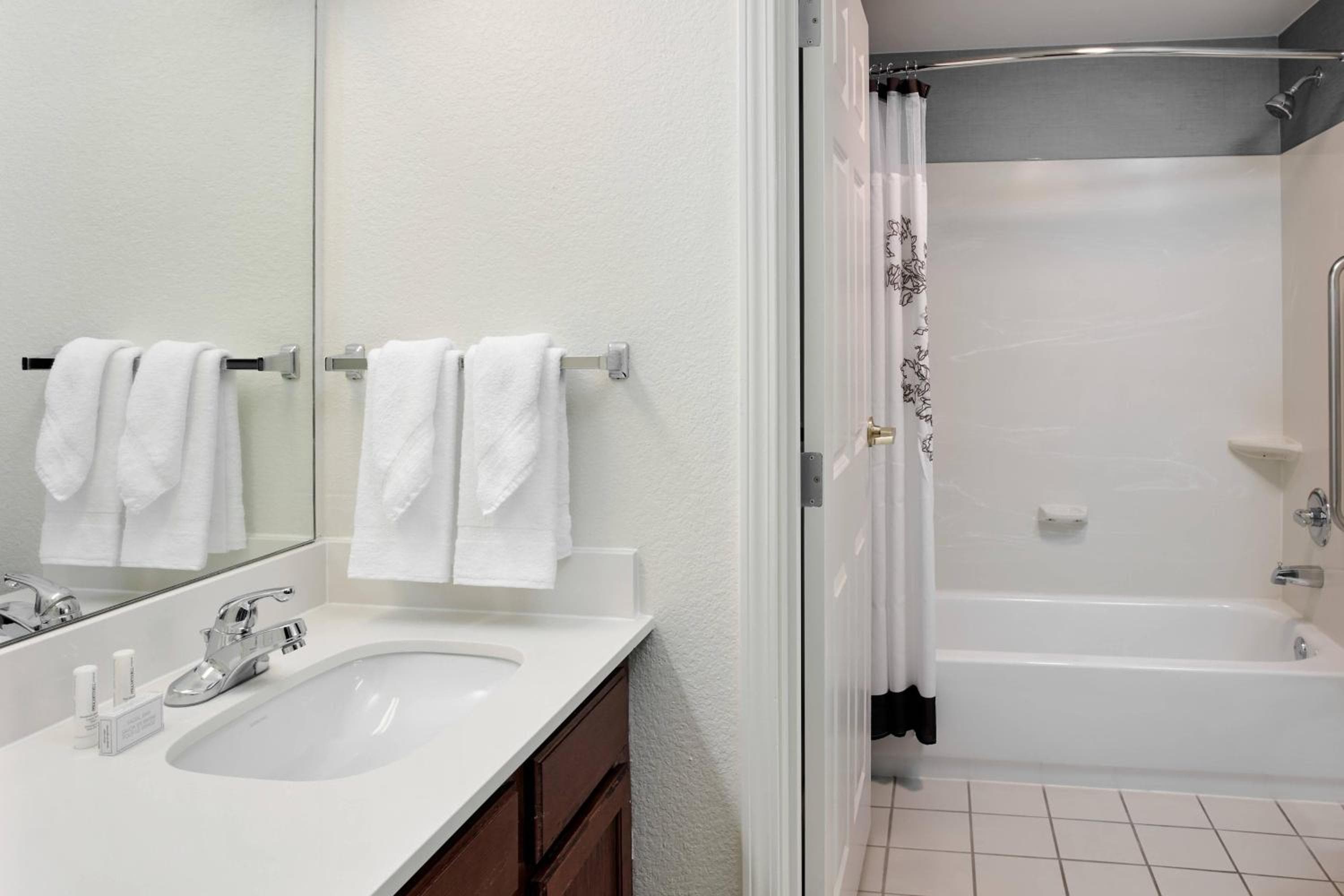 Residence Inn by Marriott Chicago Schaumburg/Woodfield Mall, Schaumburg, photo 3