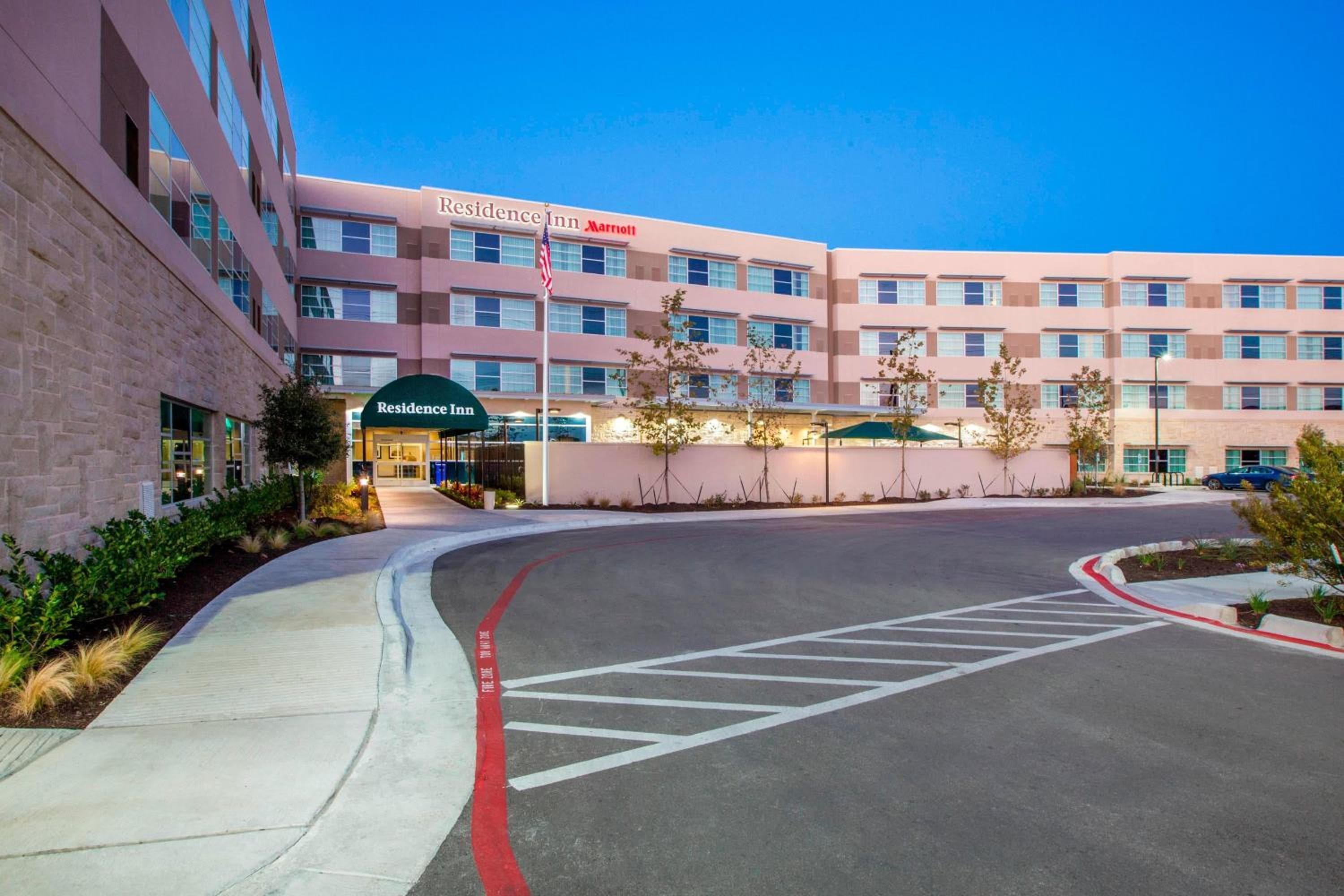 Residence Inn by Marriott Austin Northwest/The Domain Area, Chandler, photo 3