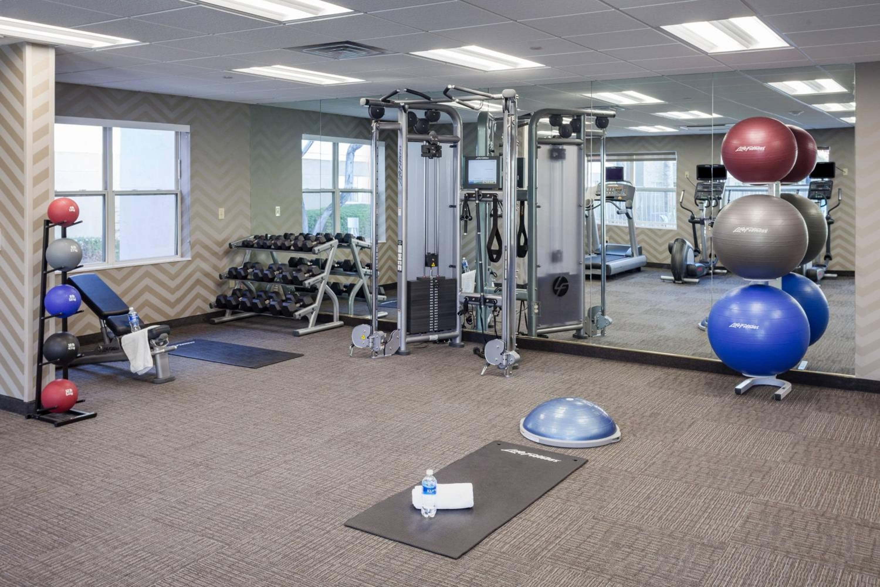 Residence Inn by Marriott Las Vegas Henderson/Green Valley, Henderson, photo 2
