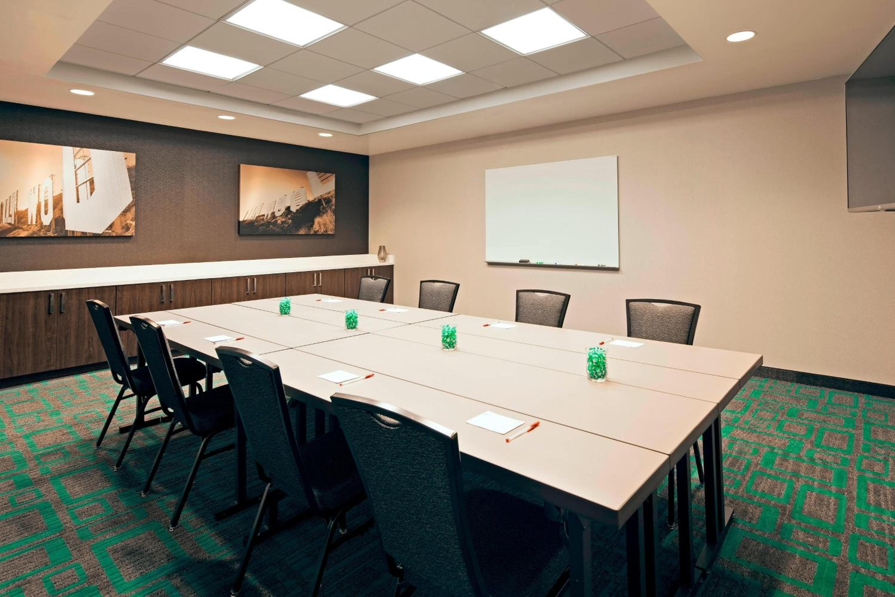 Residence Inn by Marriott Los Angeles LAX/Century Boulevard, Los Angeles, photo 2