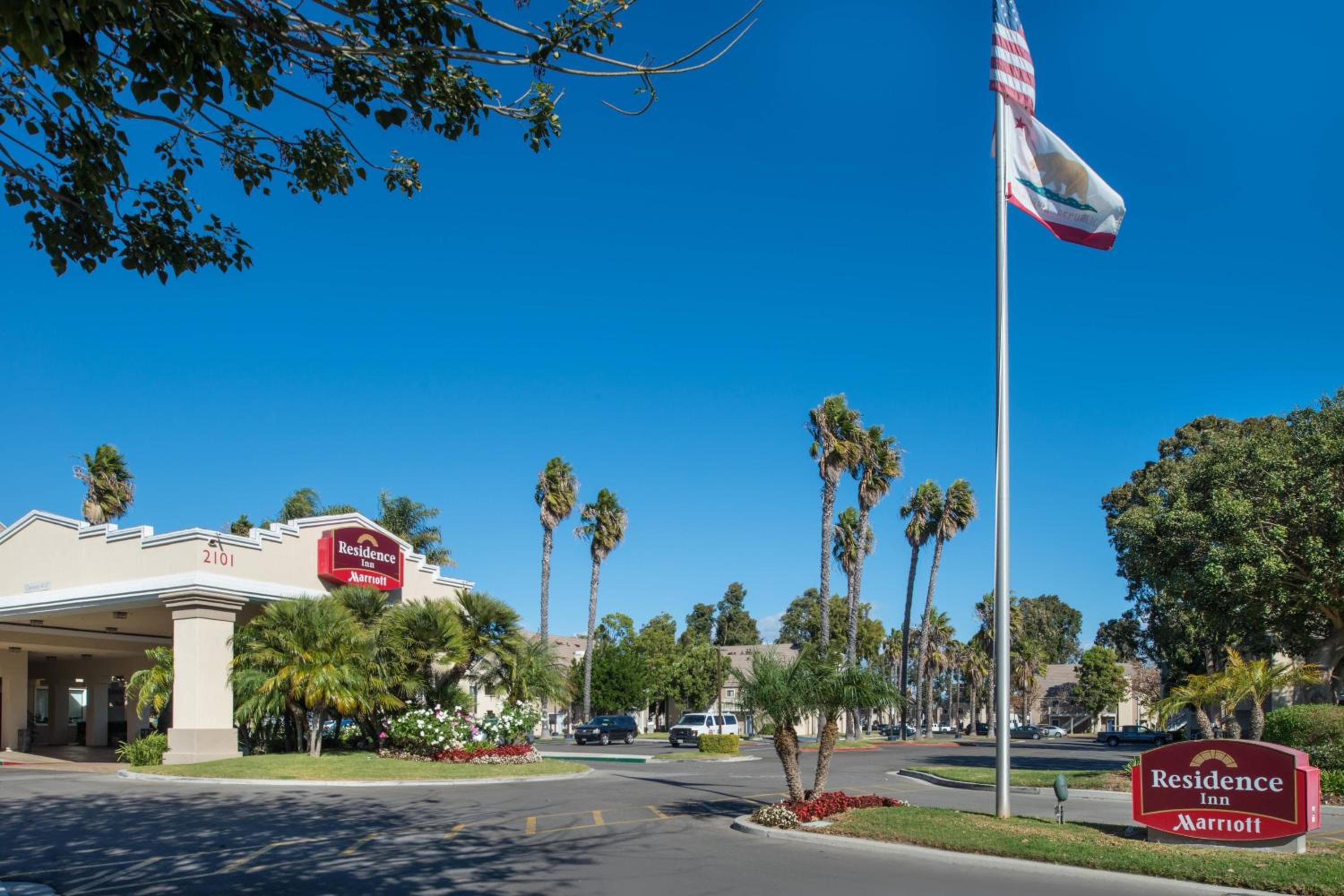 Building at Staybridge Suites Oxnard - River Ridge by IHG