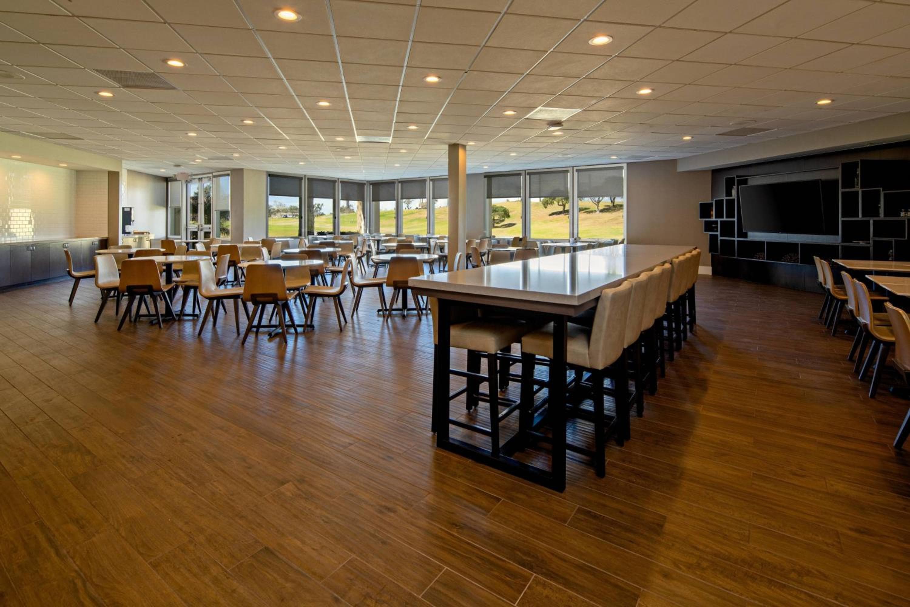 Staybridge Suites Oxnard - River Ridge by IHG, Oxnard, photo 6