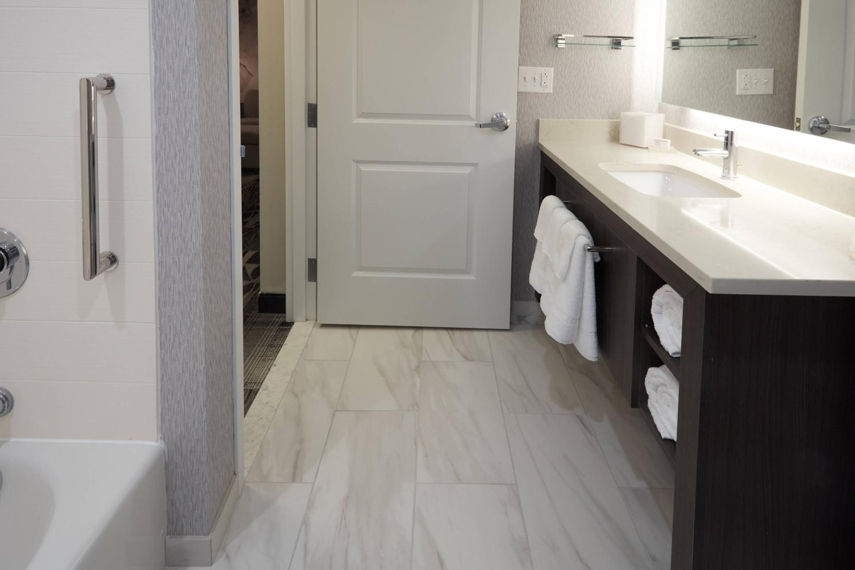Residence Inn Richmond Midtown/Glenside, Henrico, photo 2