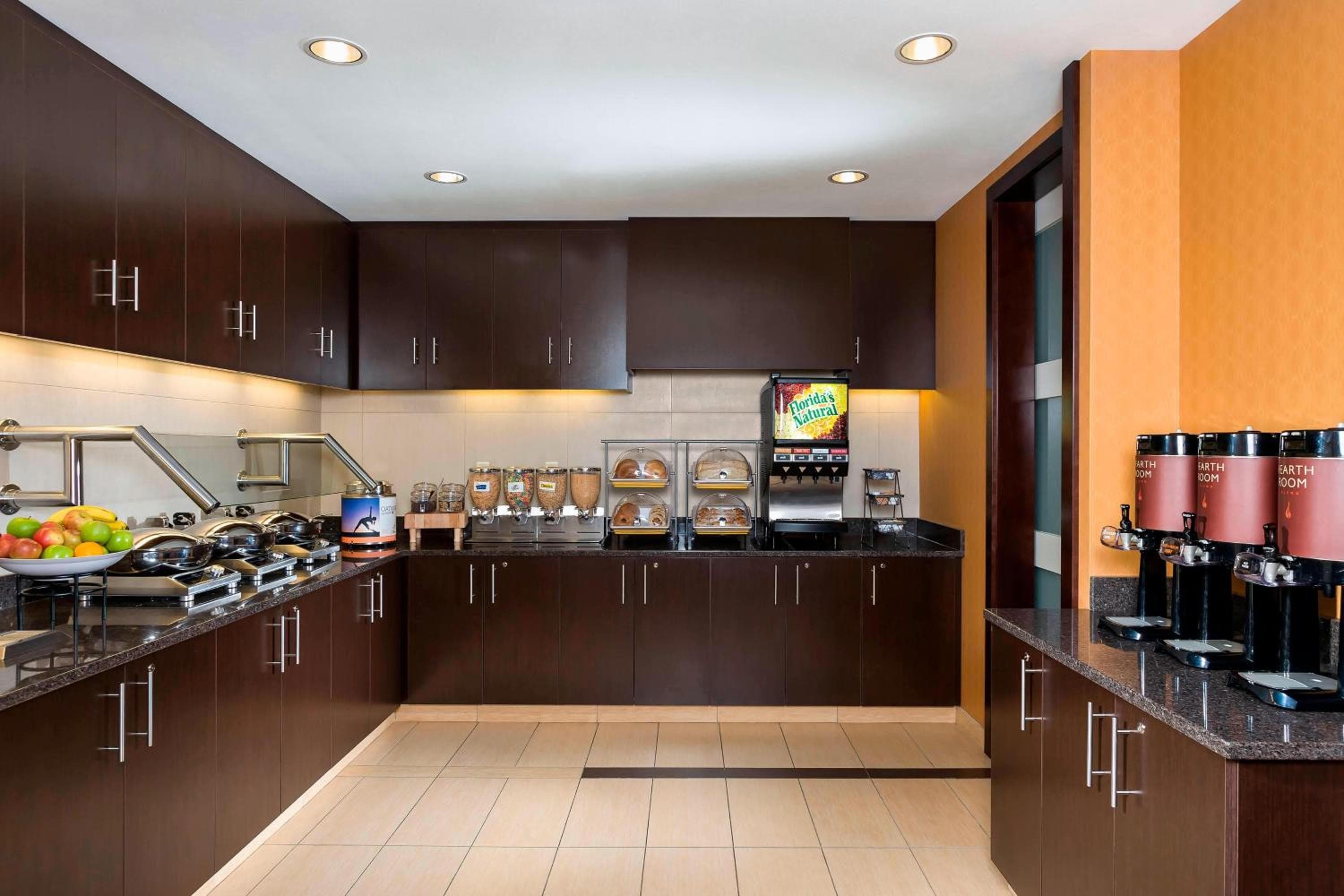 Residence Inn by Marriott Fargo, Fargo, photo 2