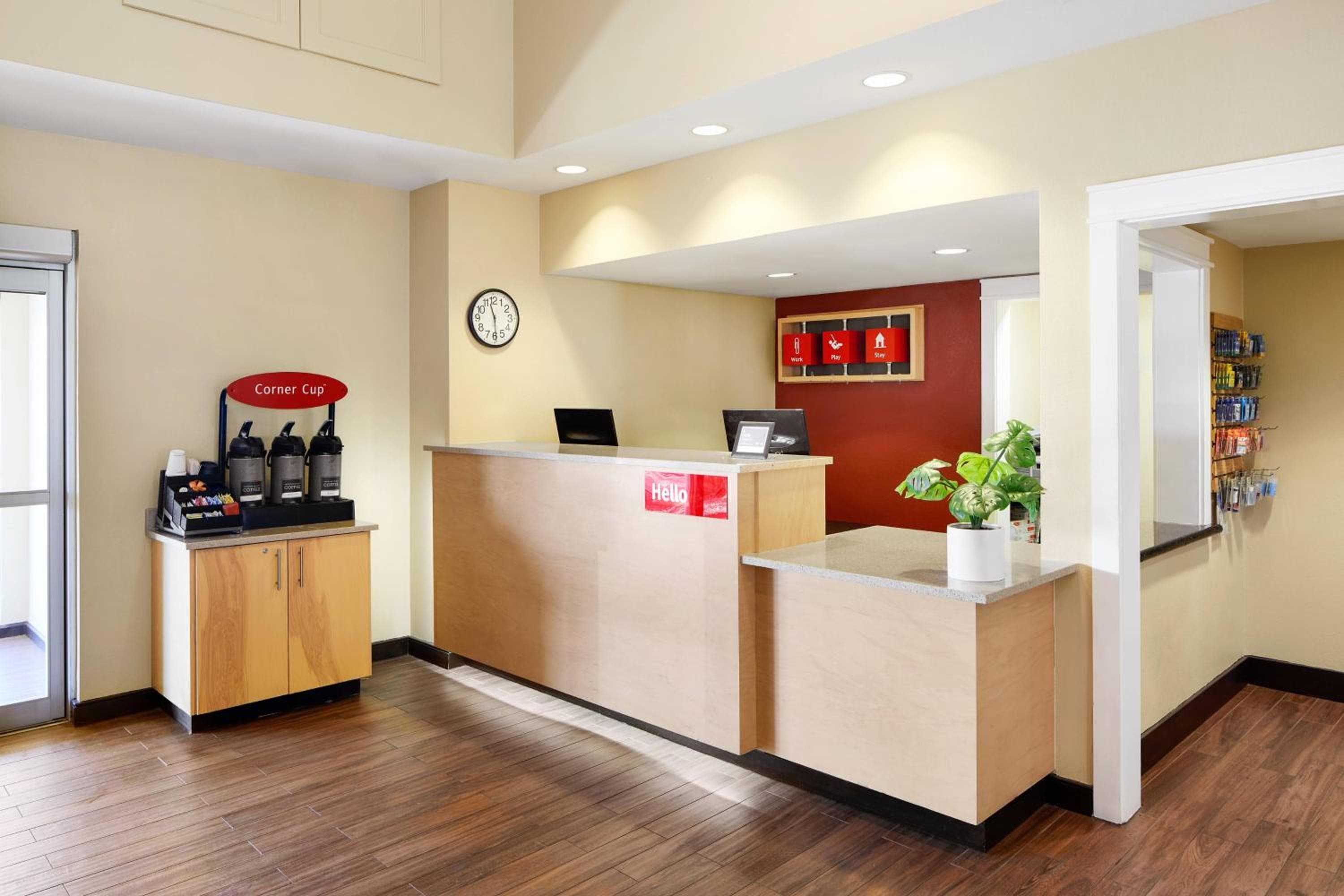 TownePlace Suites Tempe at Arizona Mills Mall, Tempe, photo 2