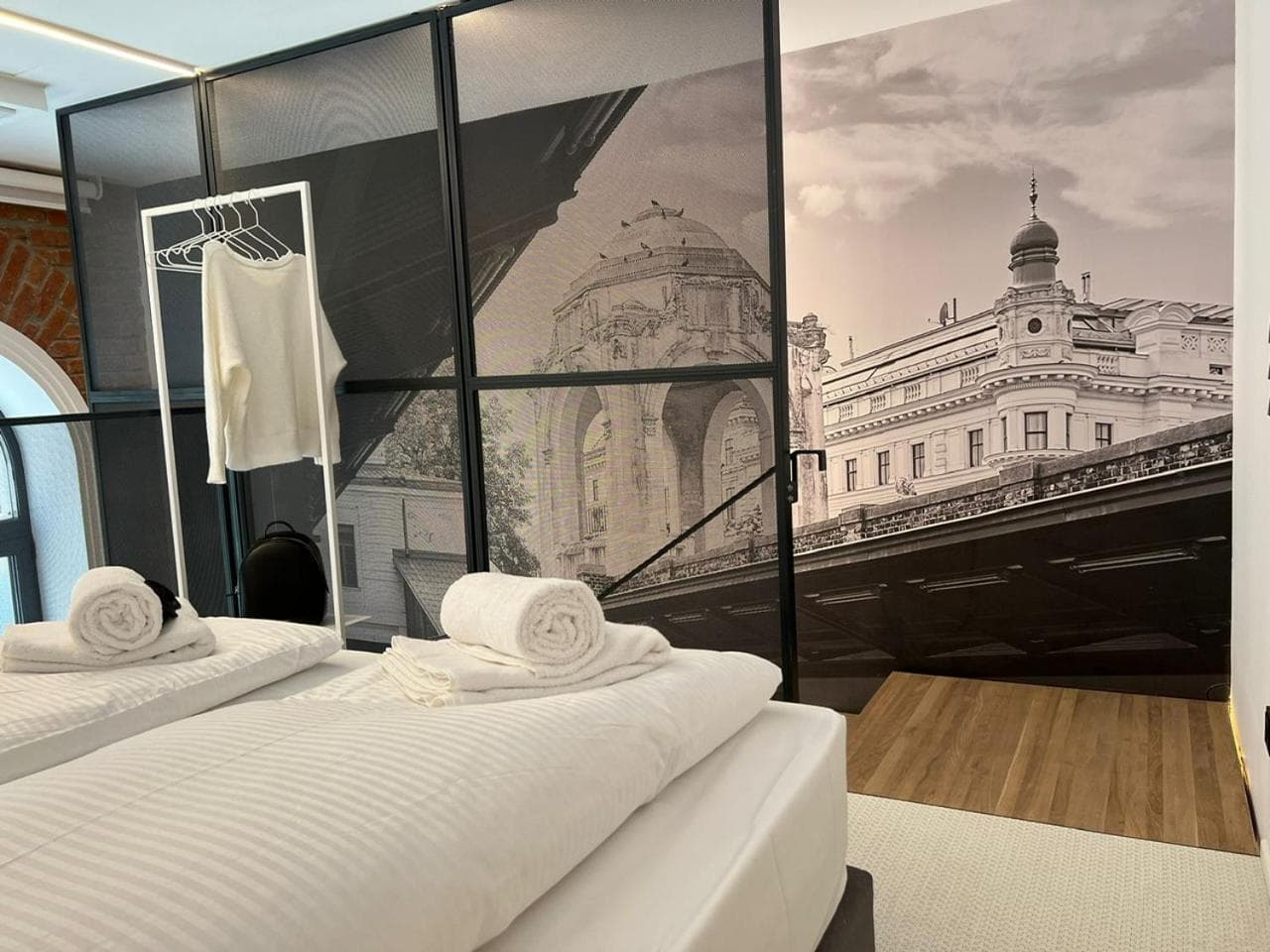 Fesh Lofts, 10min to city center, AC & Kitchen, Vienna, photo 6