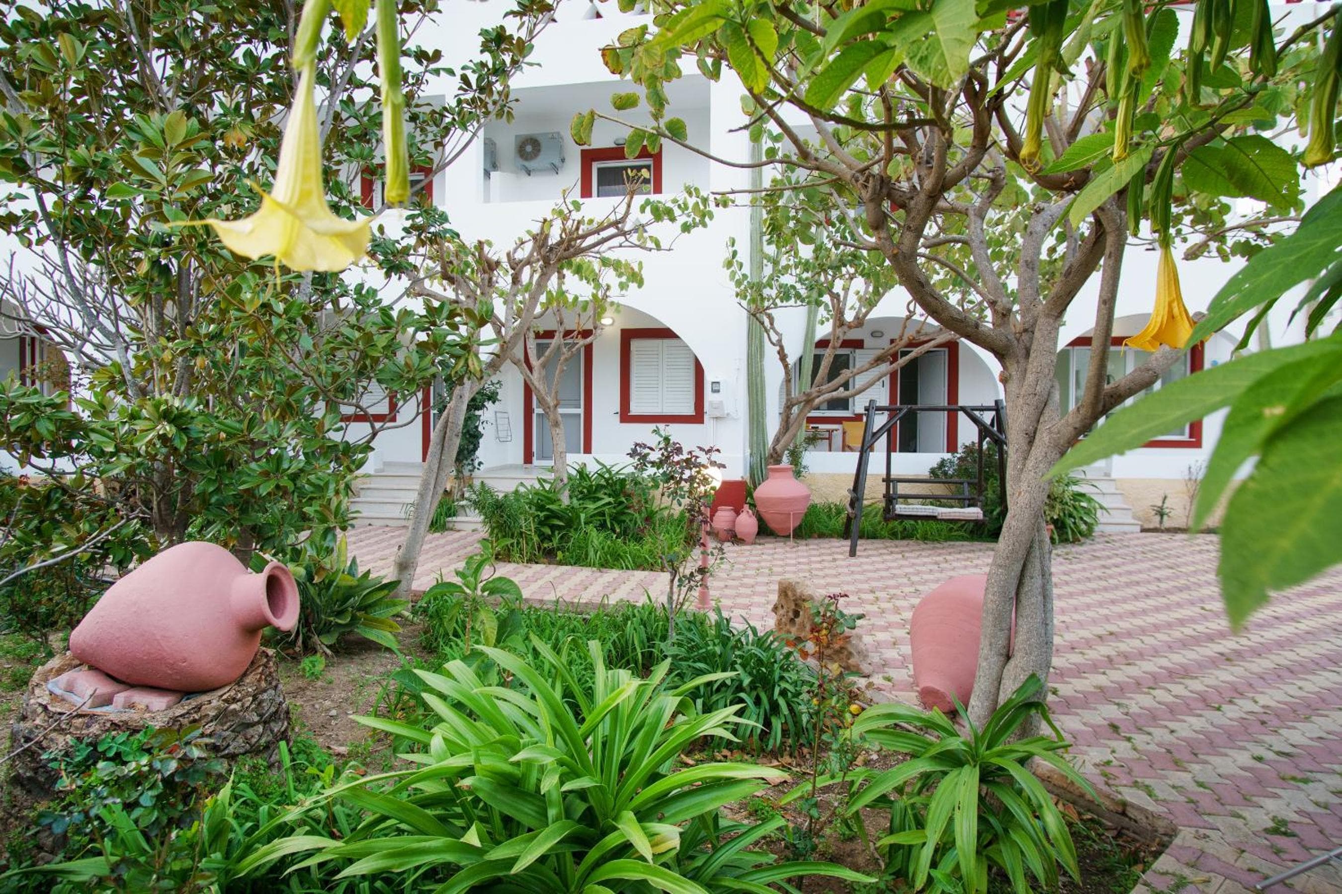 Emerald Hotel Leros, Alinda