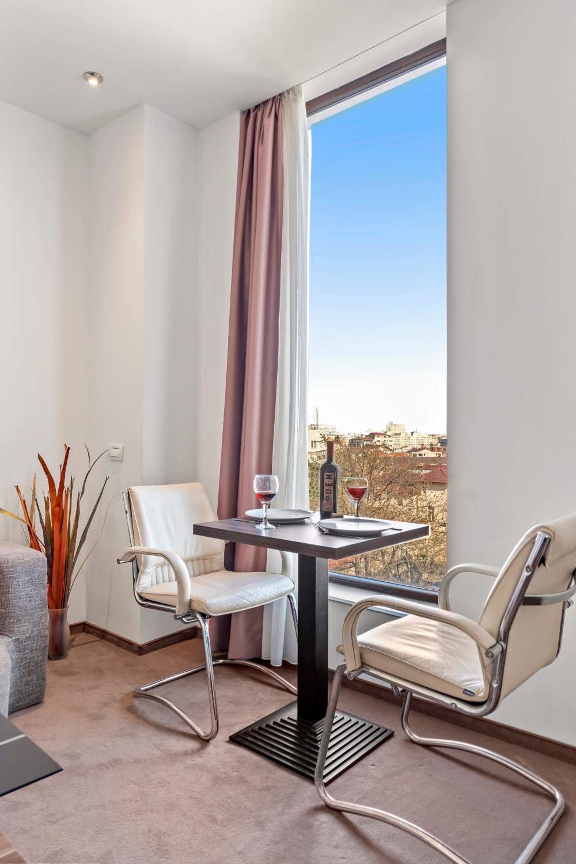 Uni88 ApartHotel, Bucharest, photo 3