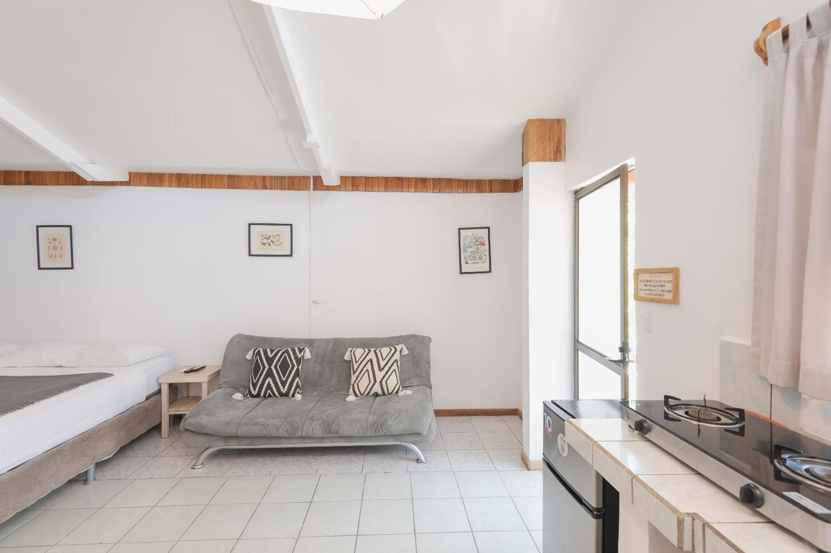 Maoritsio Garden Studios, Santa Teresa Beach, photo 3
