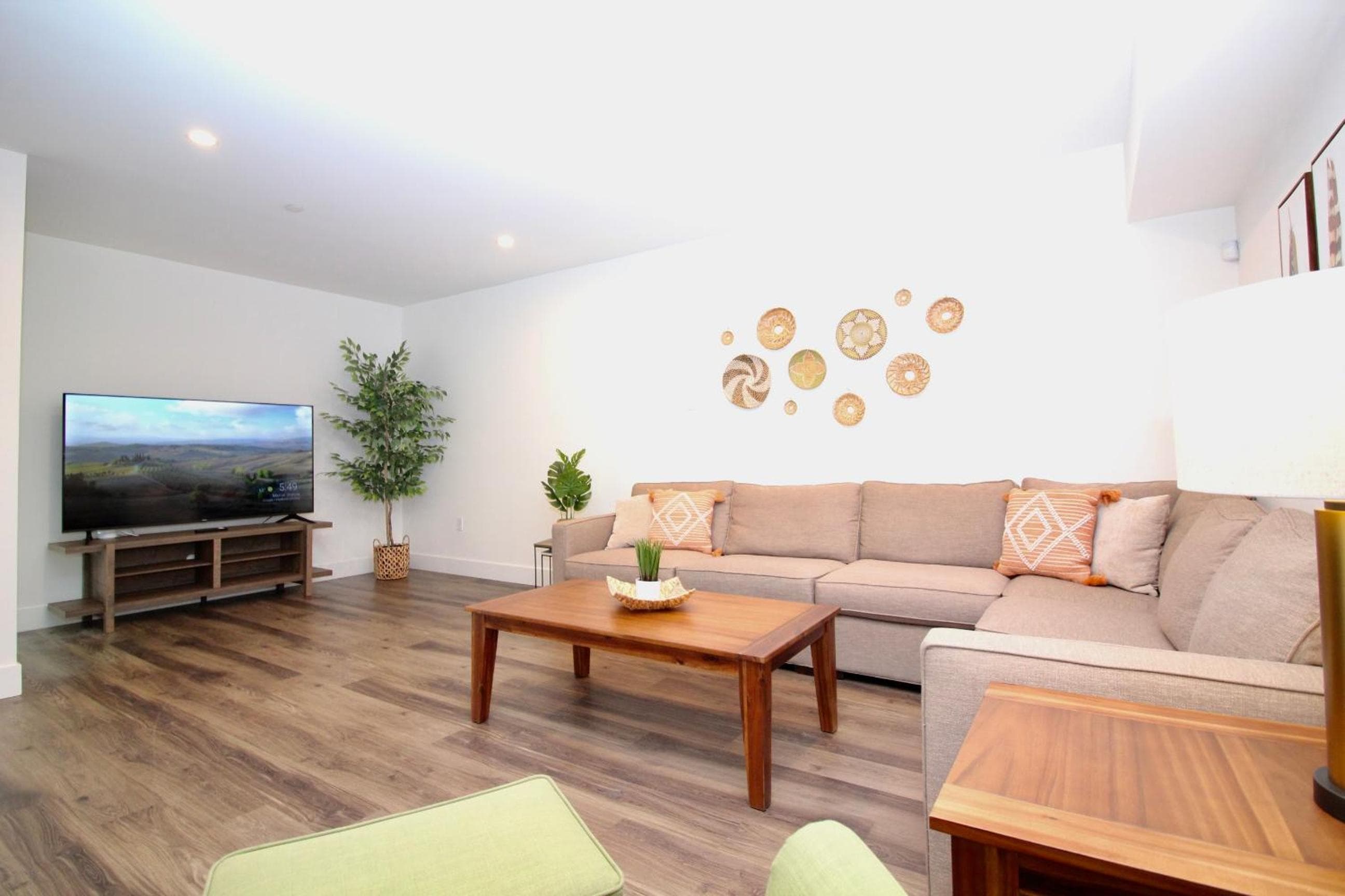 Los Angeles Premium City Suites - Free Secured Parking, Los Angeles, photo 6