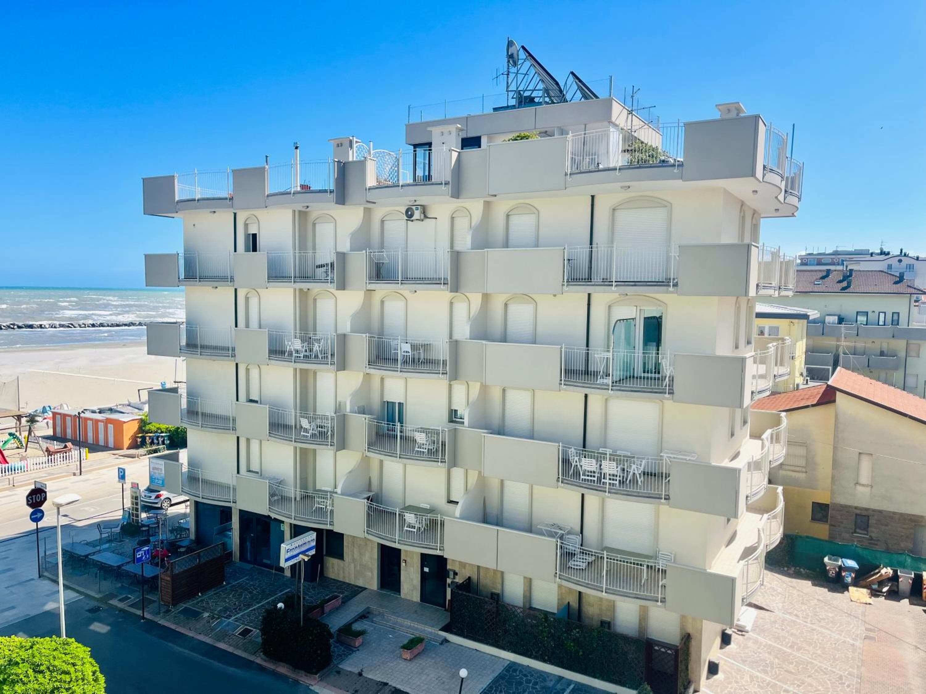 Residence Frontemare, Rimini