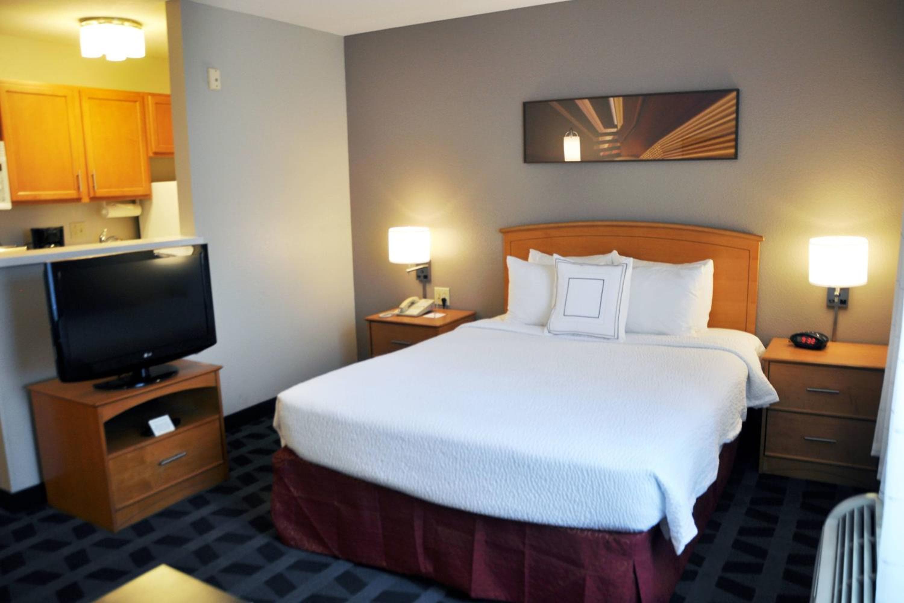TownePlace Suites by Marriott Albuquerque Airport, Albuquerque, photo 2