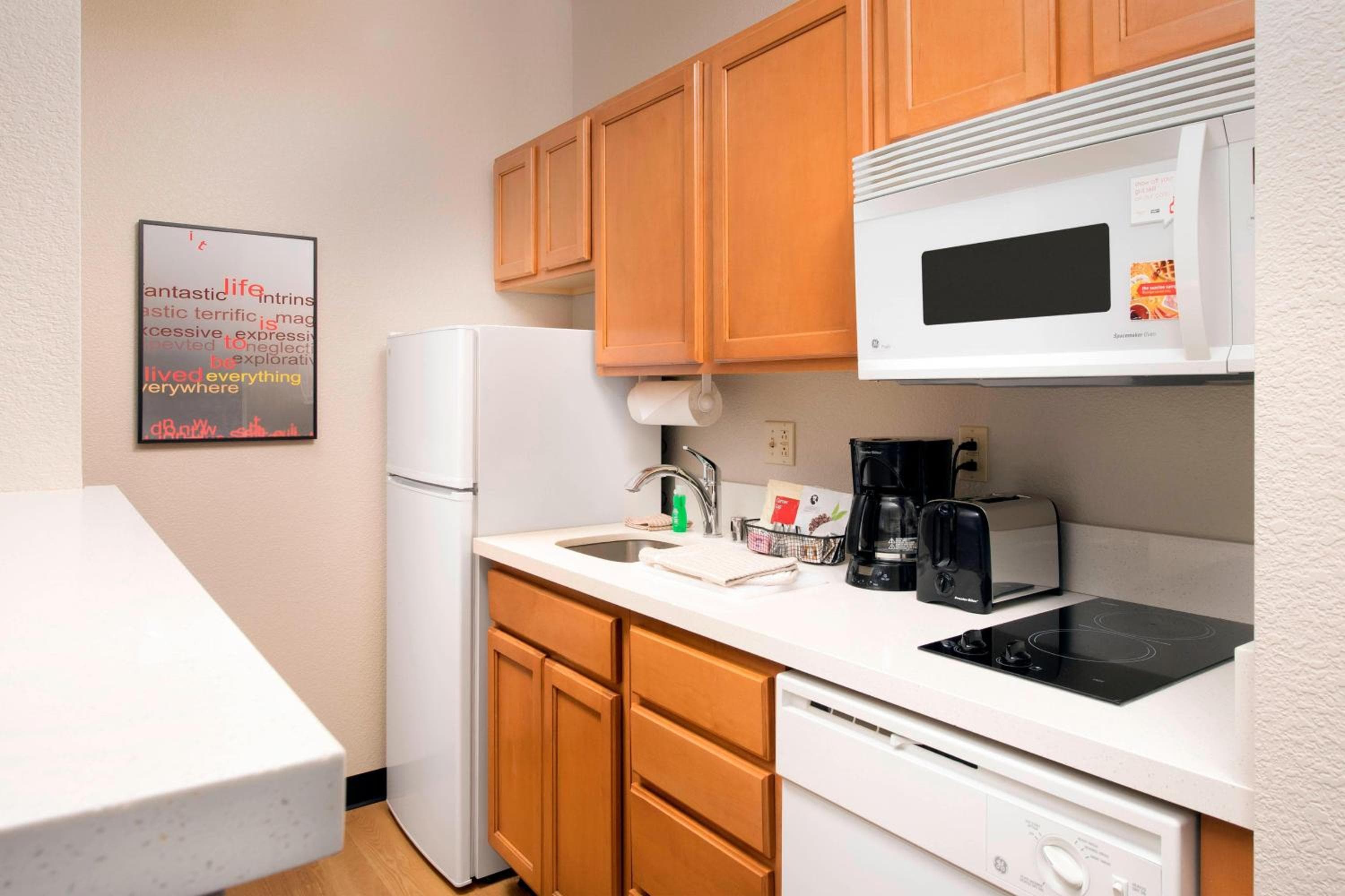 TownePlace Suites by Marriott Albuquerque Airport, Albuquerque, photo 3