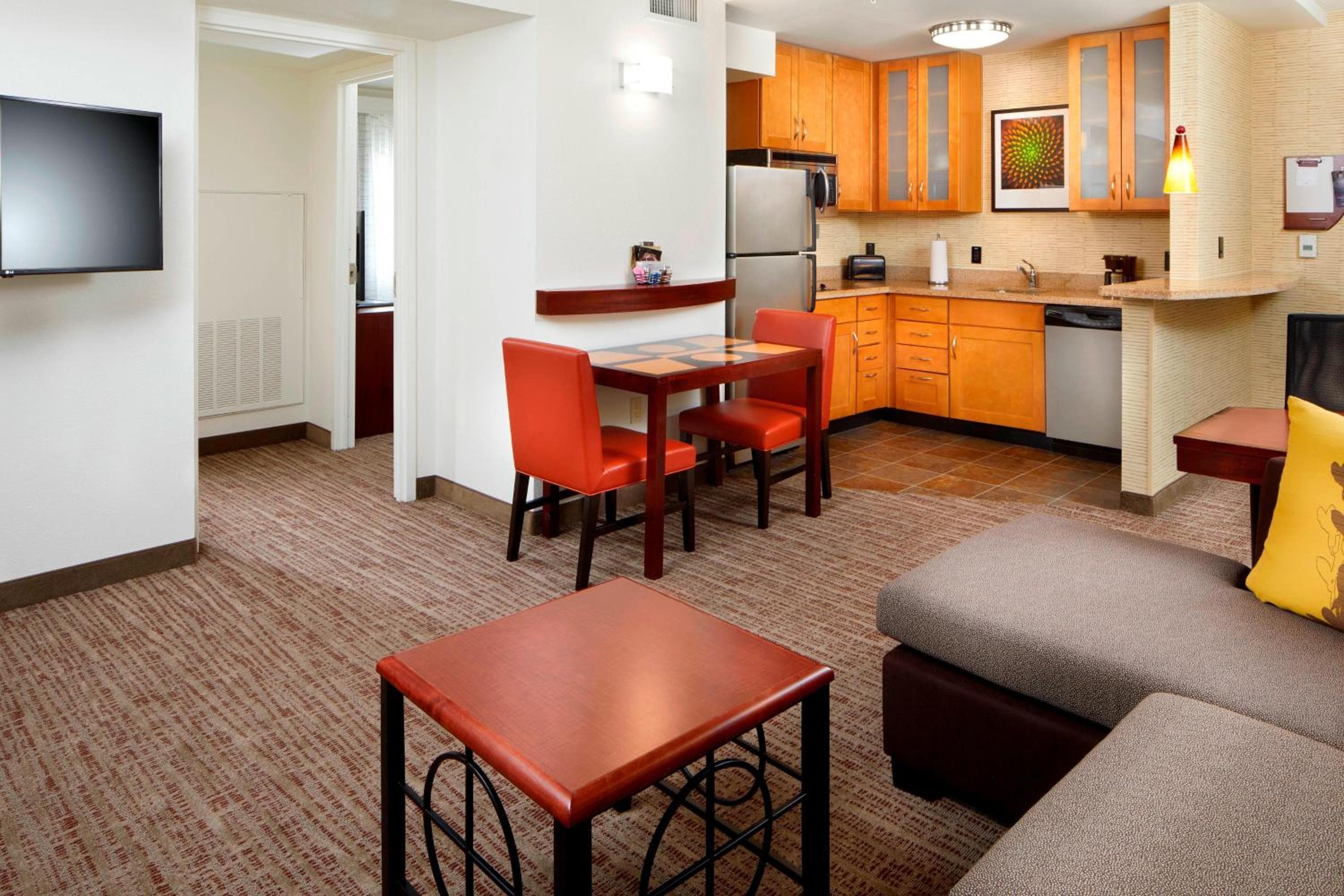 Residence Inn by Marriott San Antonio Six Flags at The RIM, San Antonio, photo 2