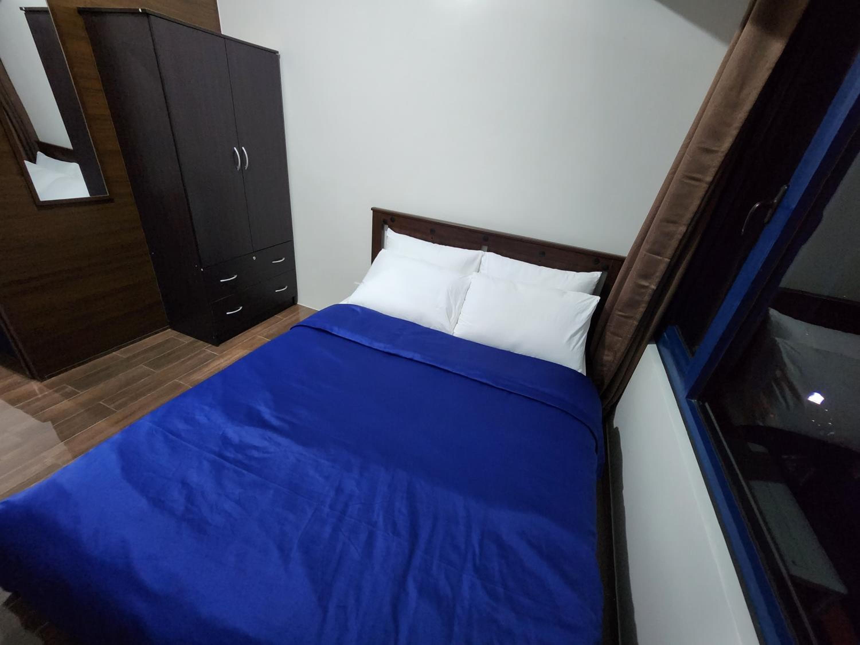 Heart of Makati, Fully furnished condo, cbd central location, Manila, photo 4