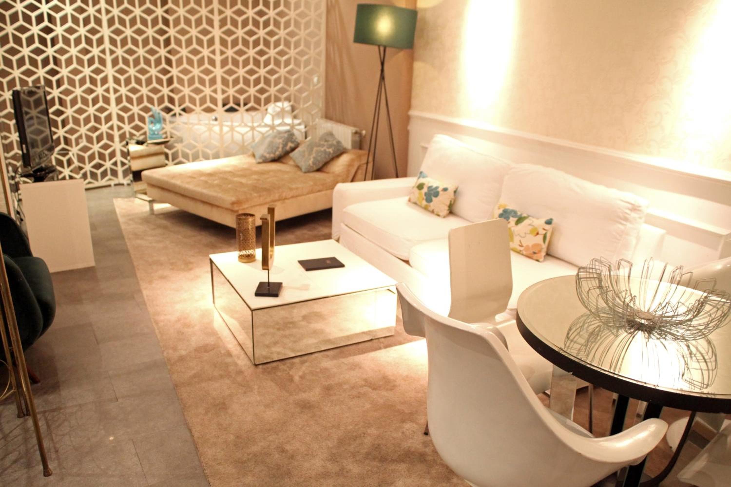 Abalú Collection Suites Gran Via, Madrid, photo 2