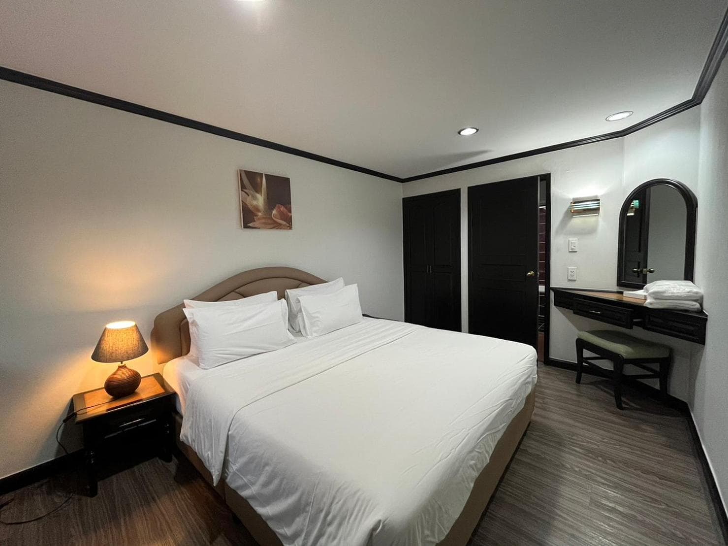 Yellow Ribbon Hills Boutique Suites, Bangkok, photo 3