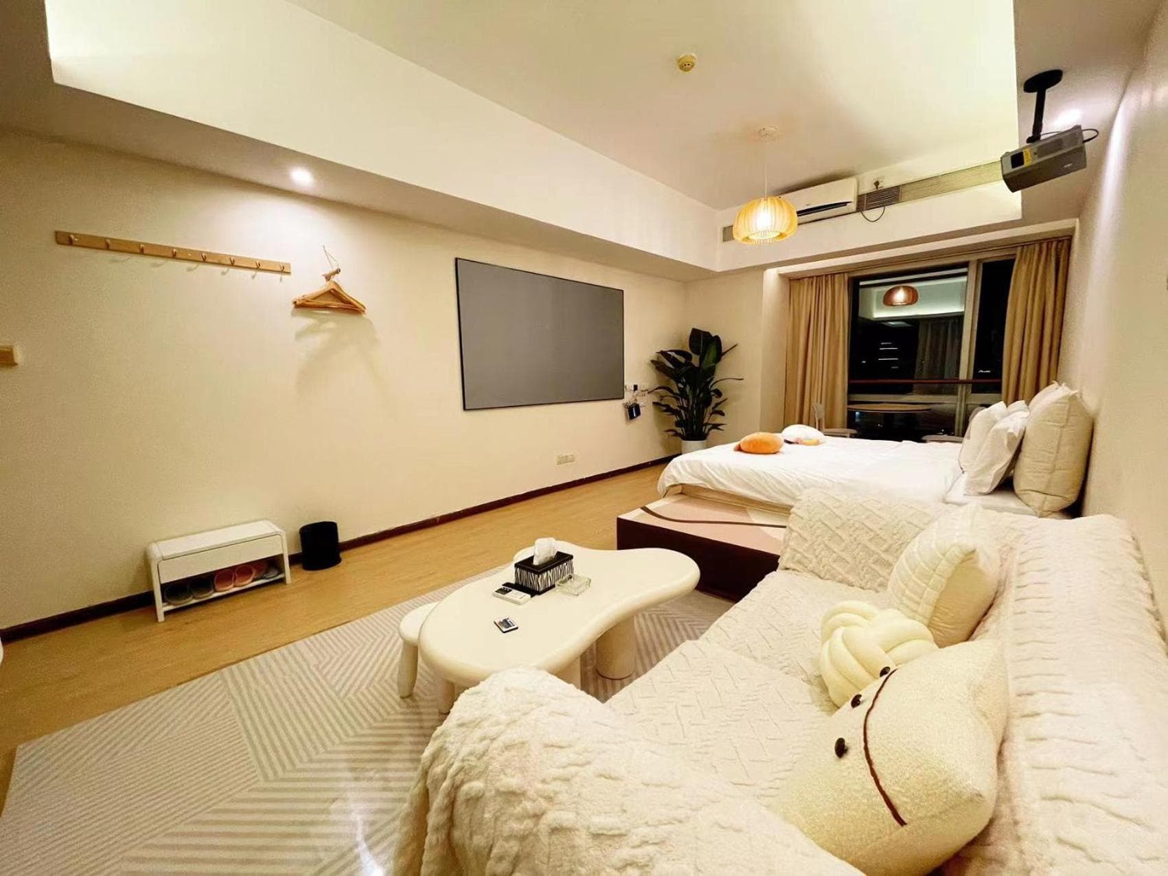 Youlejia Projection Apartment Guangzhou Beijing Road Pedestrian Street Branch, Guangzhou, photo 6
