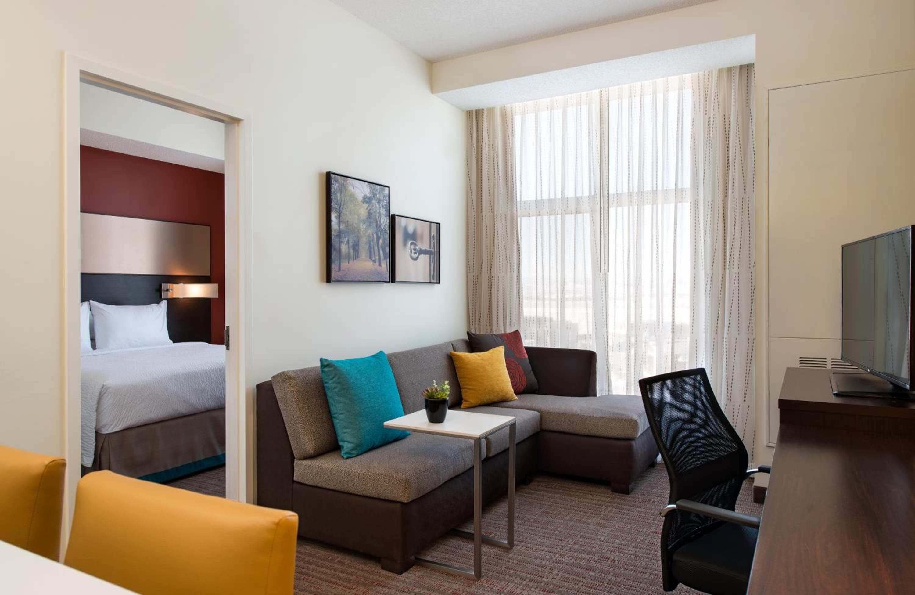 Residence Inn by Marriott Calgary South, Calgary, photo 4