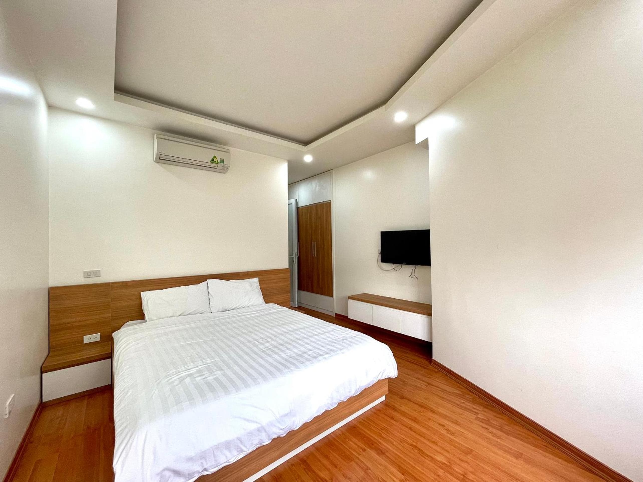 NINE HOUSING 92 Dao Tan, photo 2