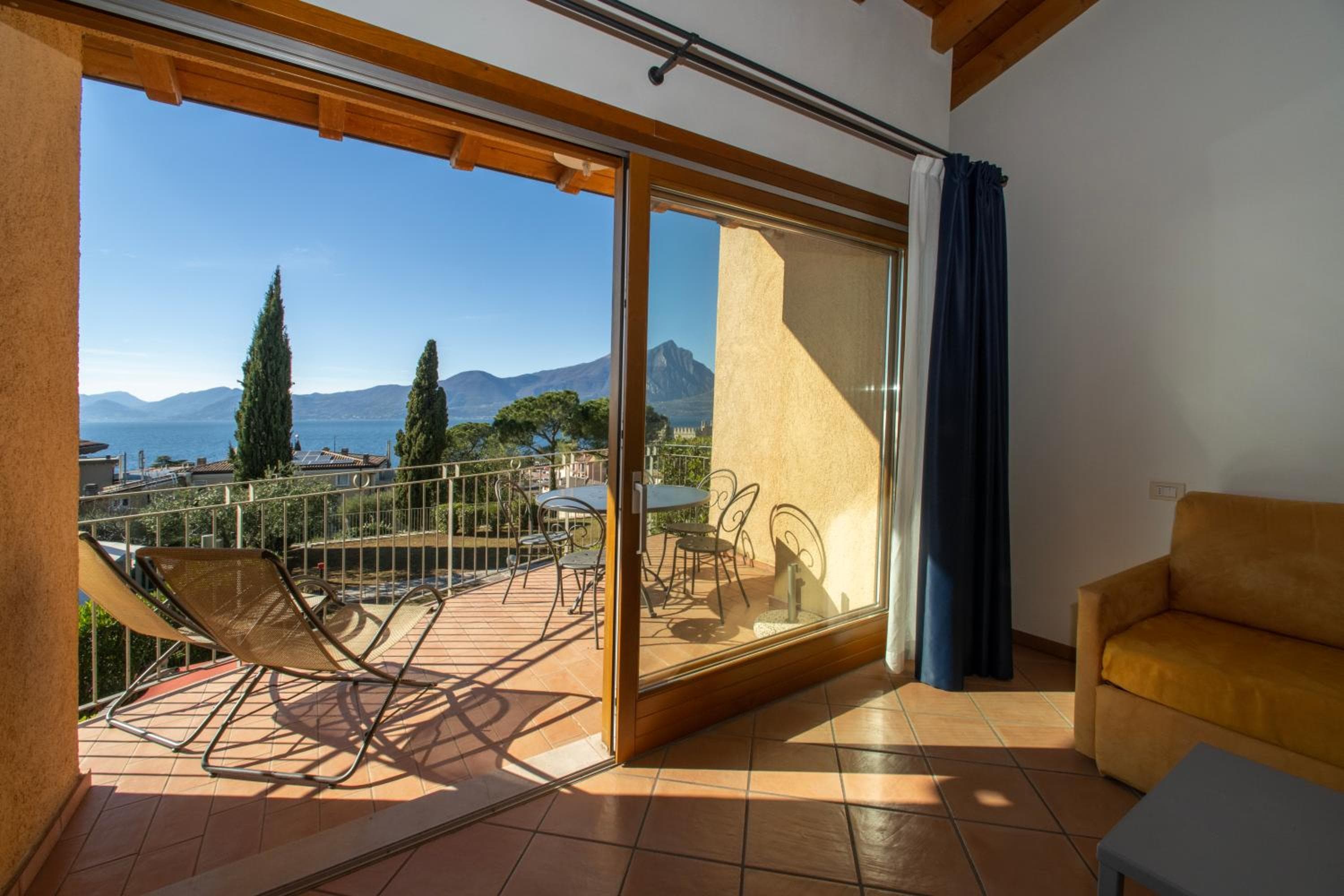 Residence Ca Del Lago, Torri del Benaco, photo 2