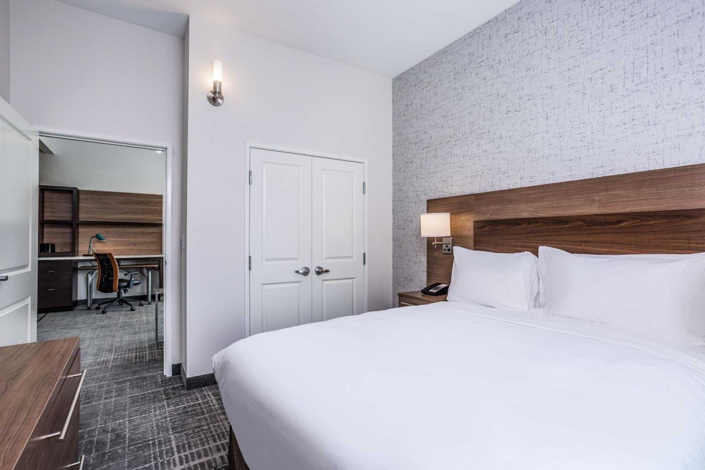 TownePlace Suites by Marriott Chicago Waukegan Gurnee, Waukegan, photo 4